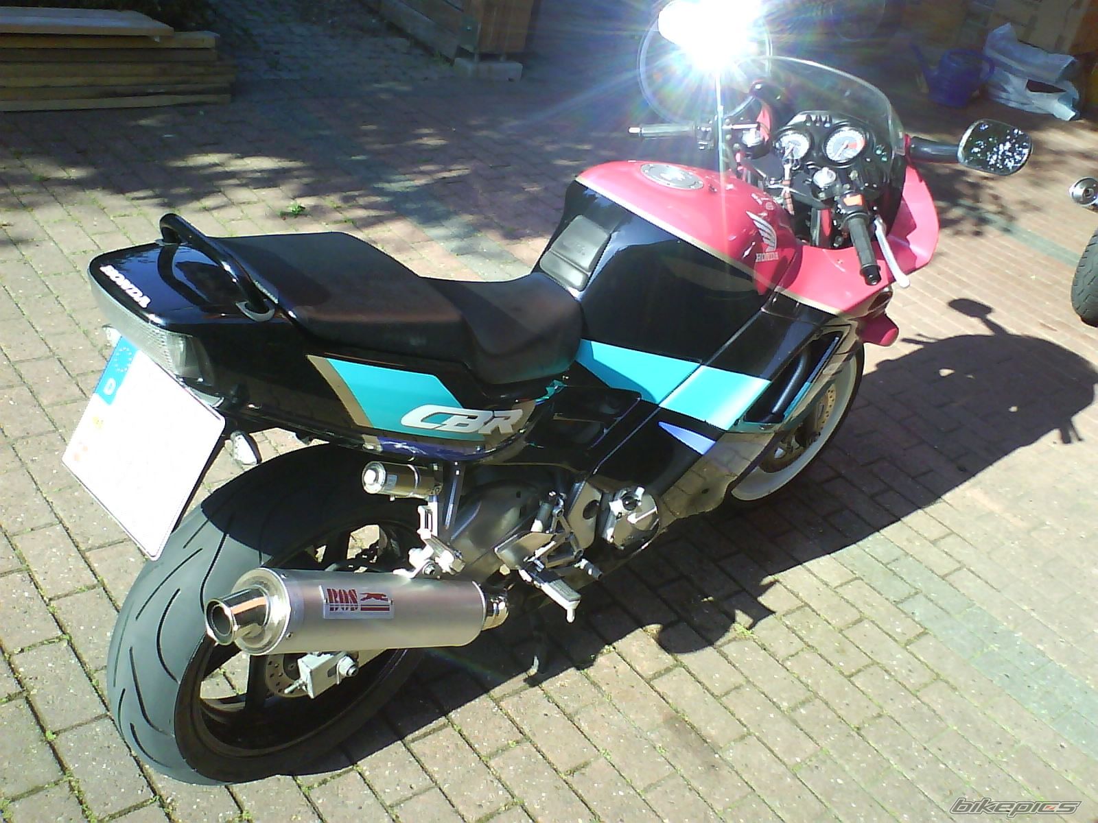 Photo 1391715