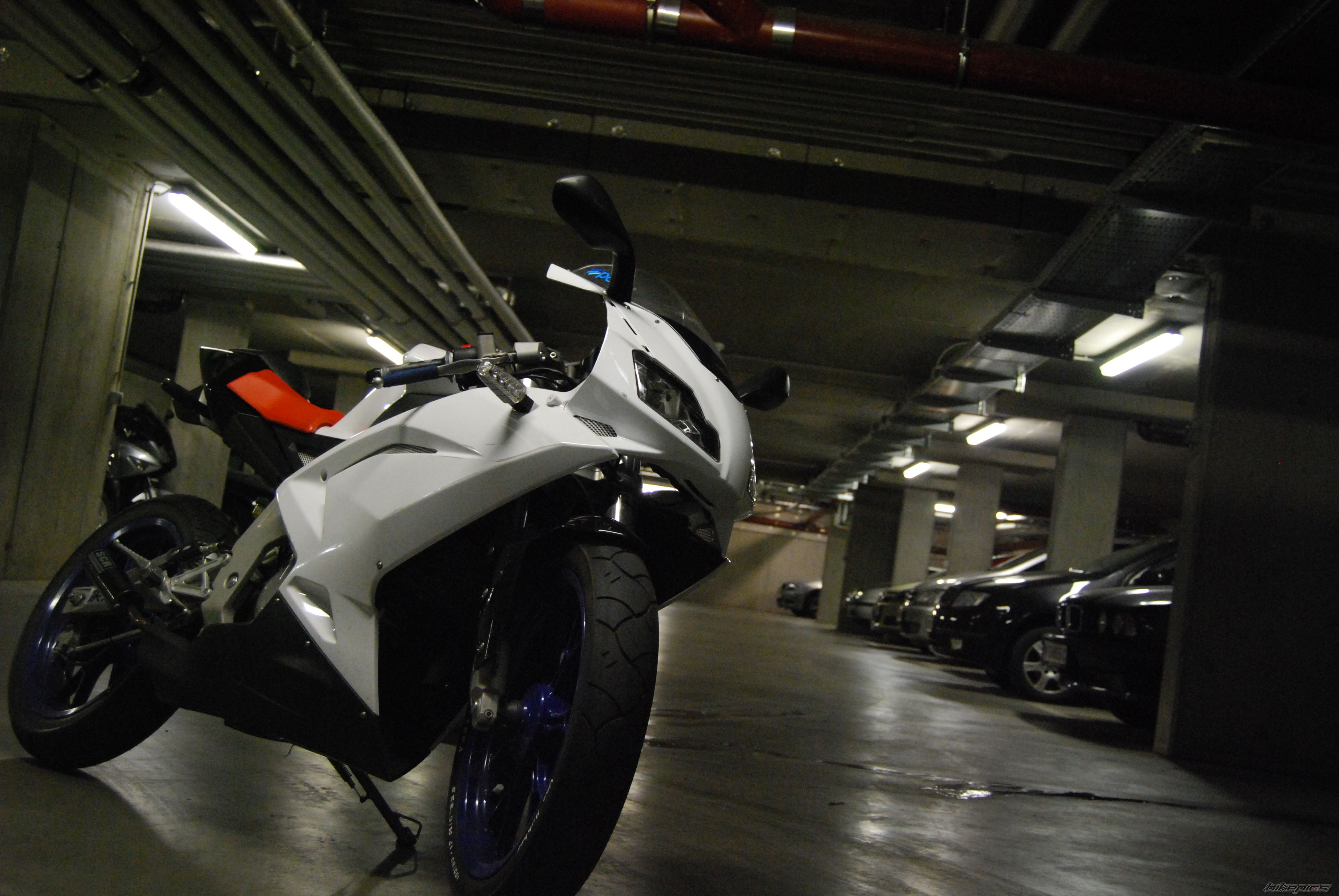 Bike Photo 1391876