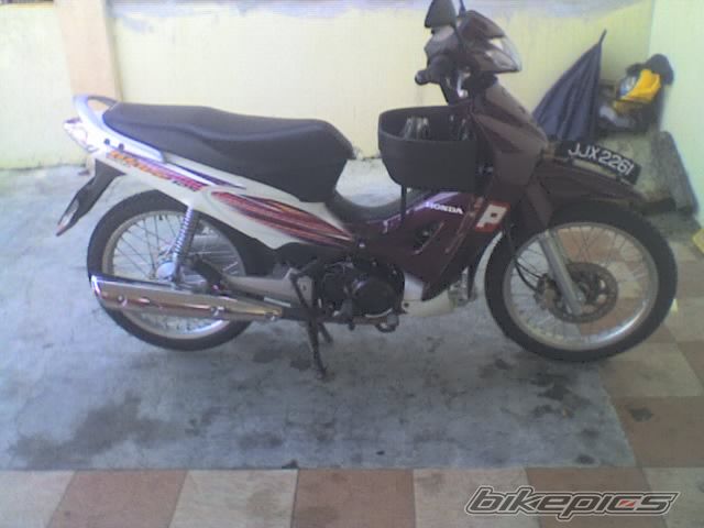 Photo 1392137