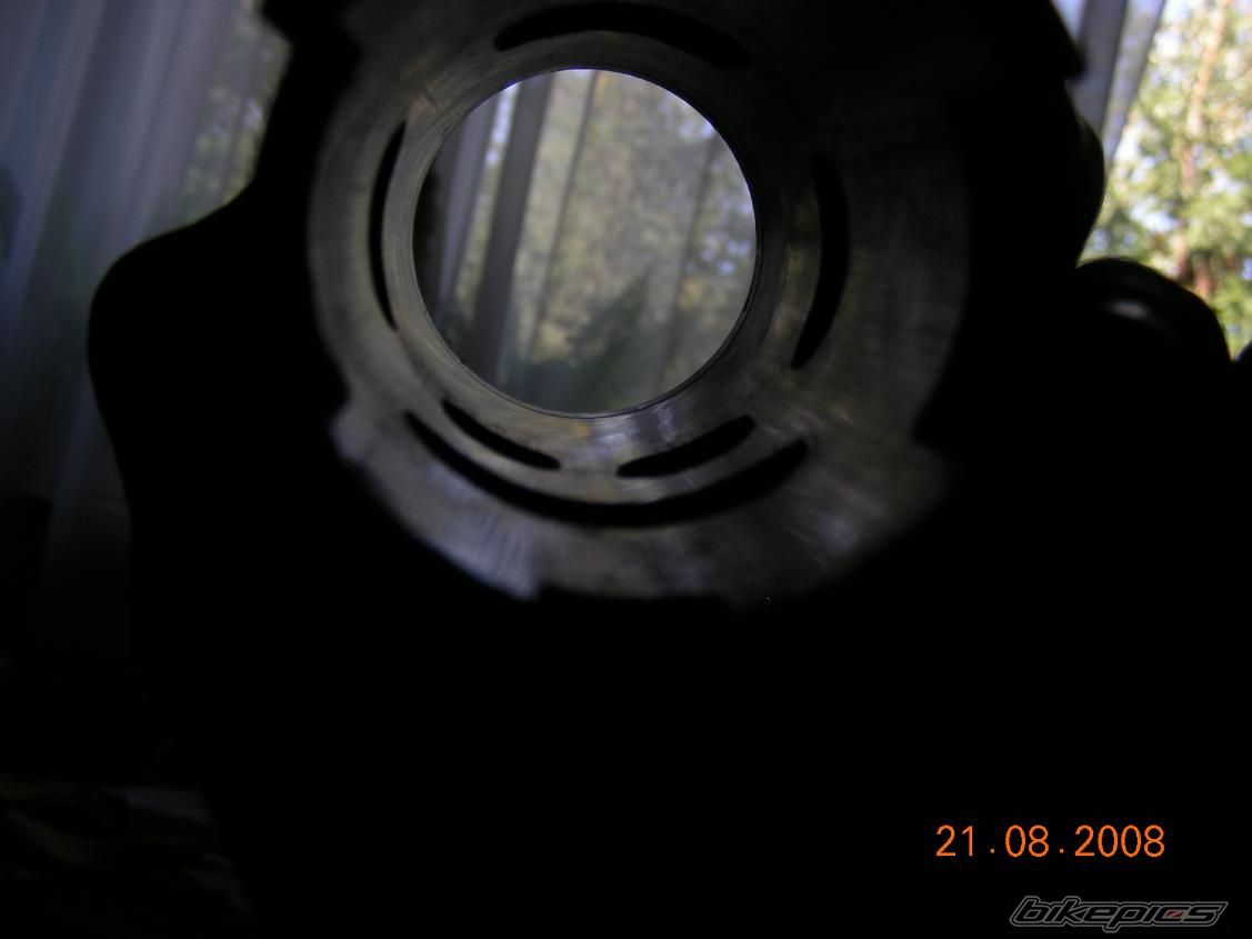 Photo 1392204