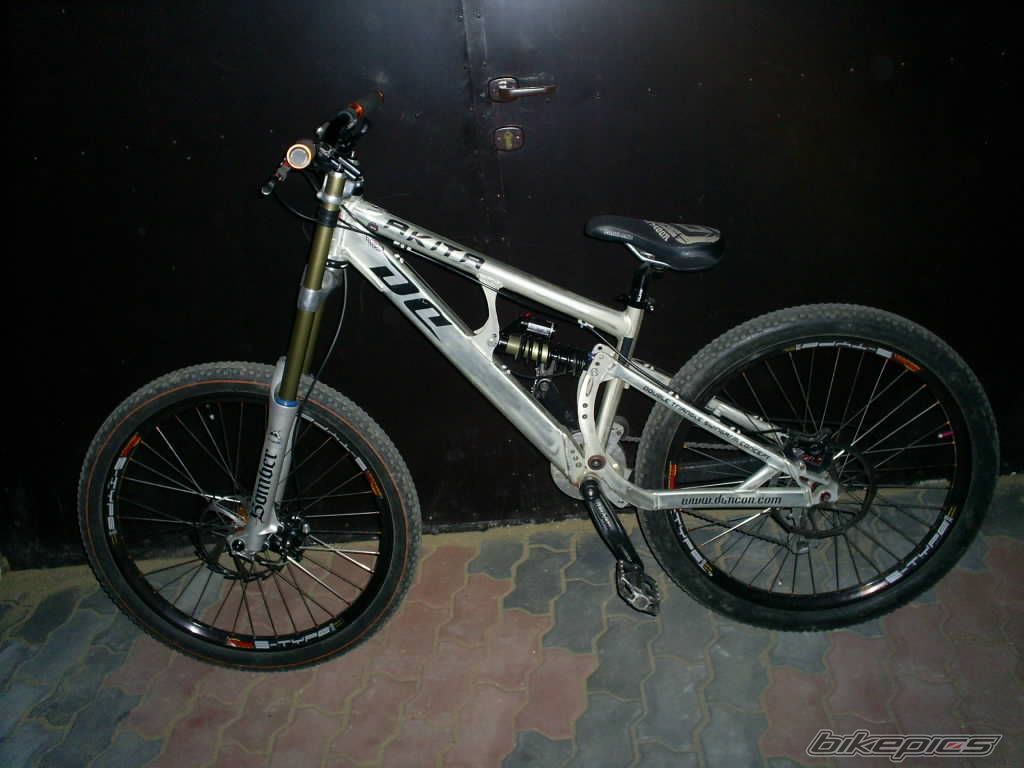 Photo 1392363