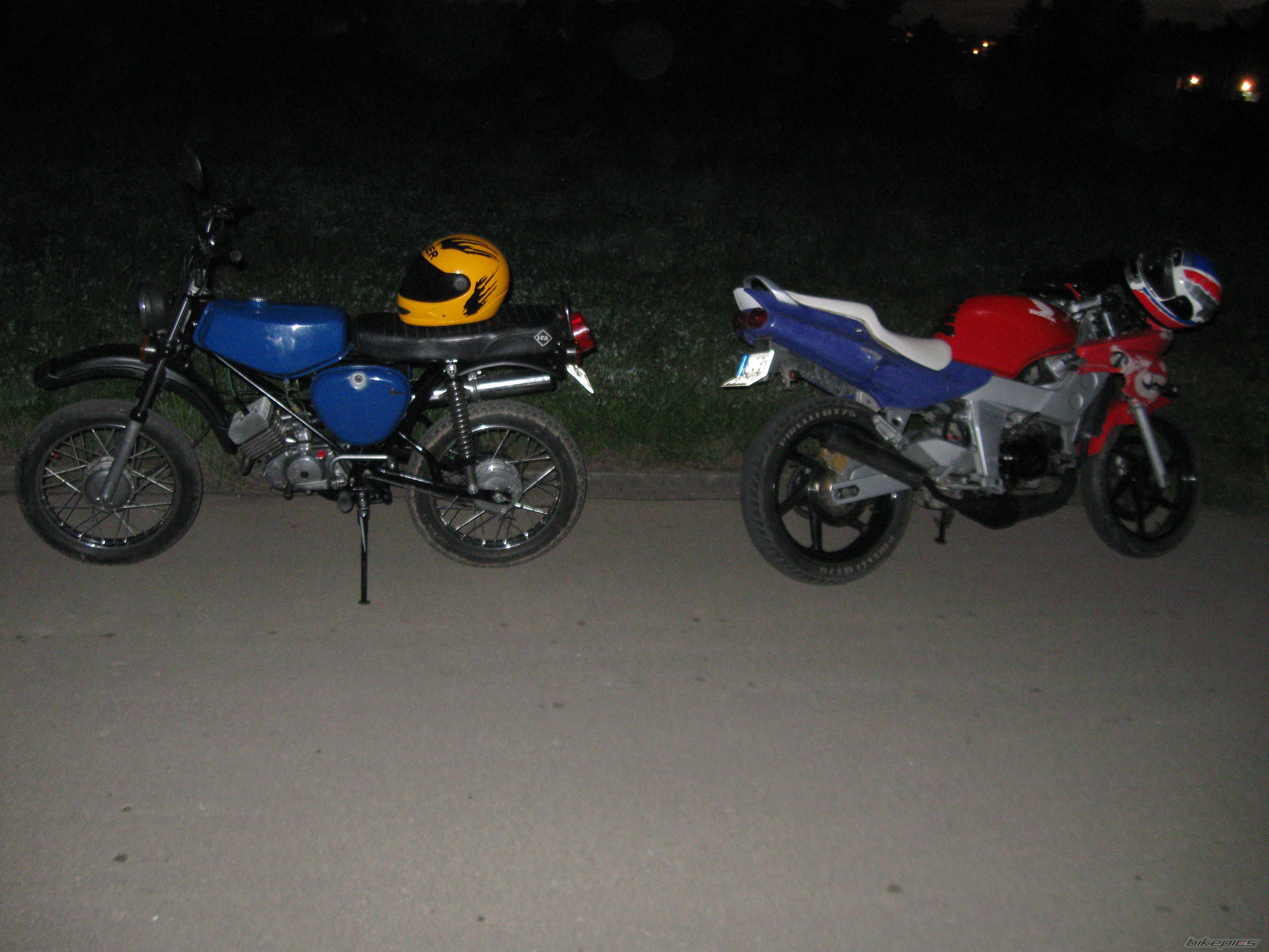 Photo 1392693