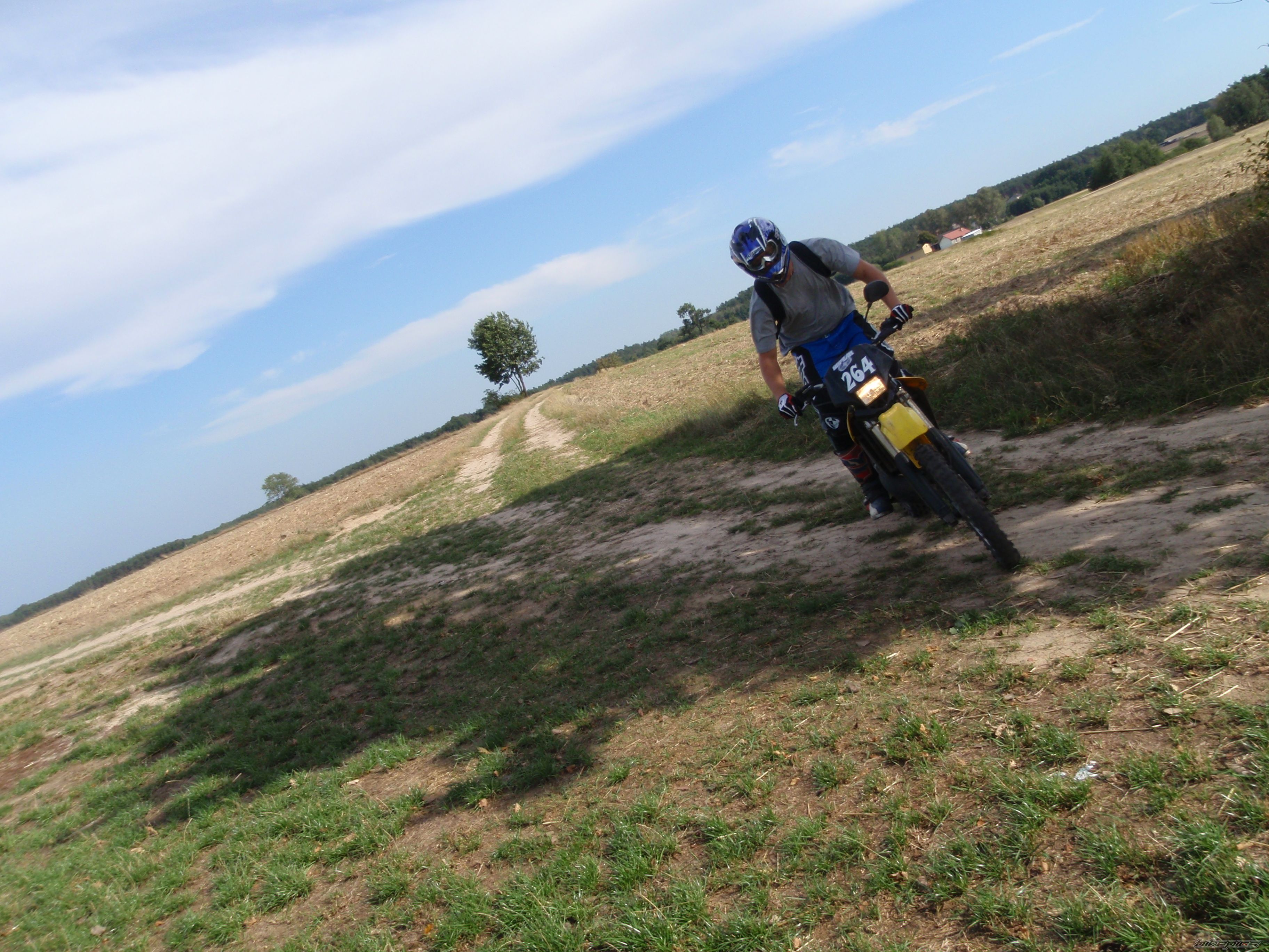 Photo 1392724