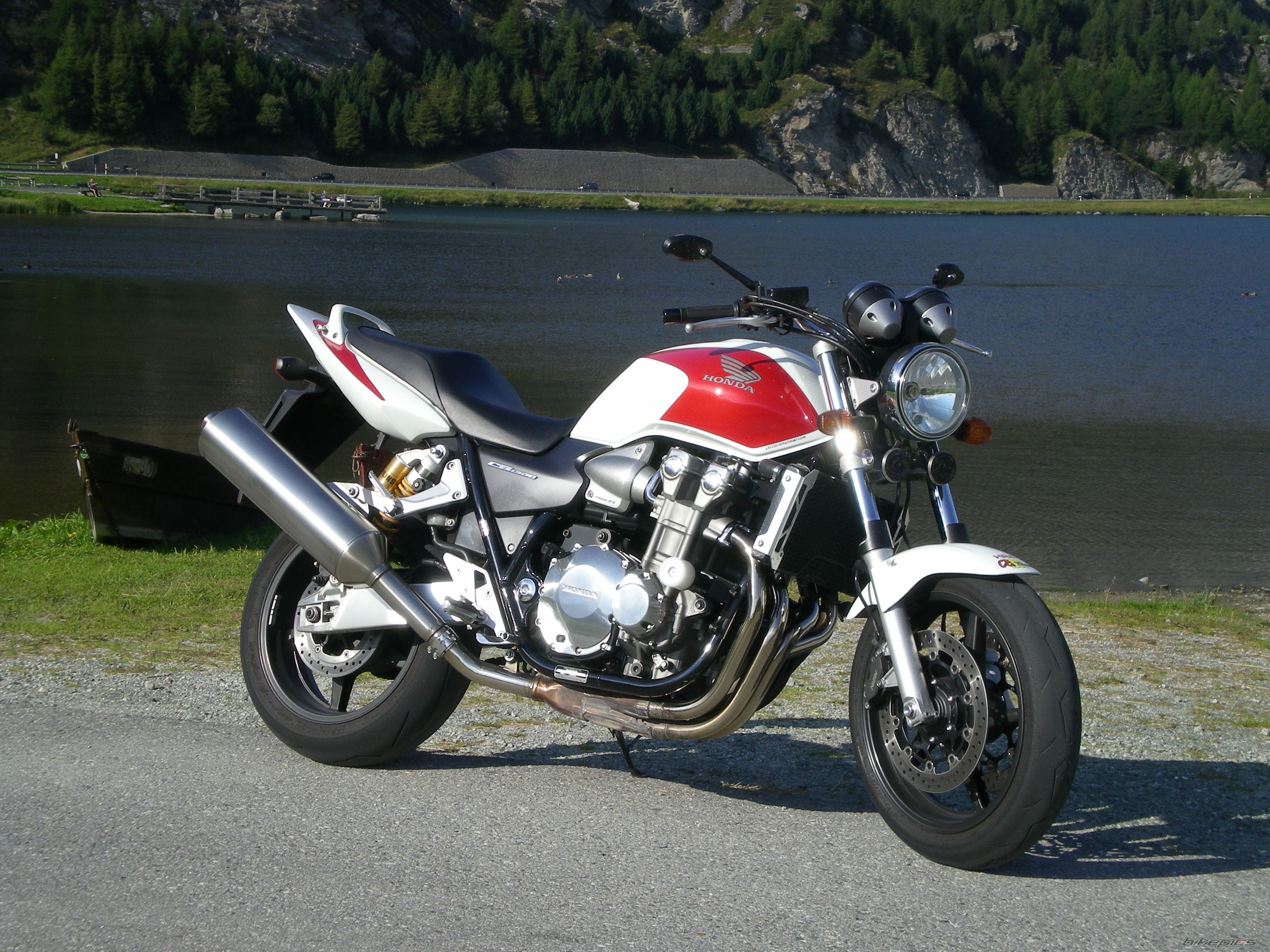 Bike Photo 1392778