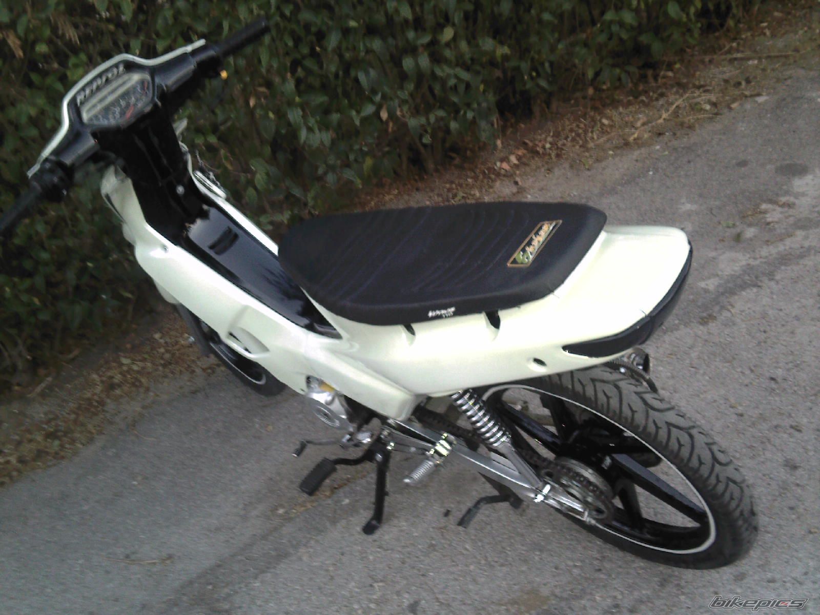 Photo 1393388