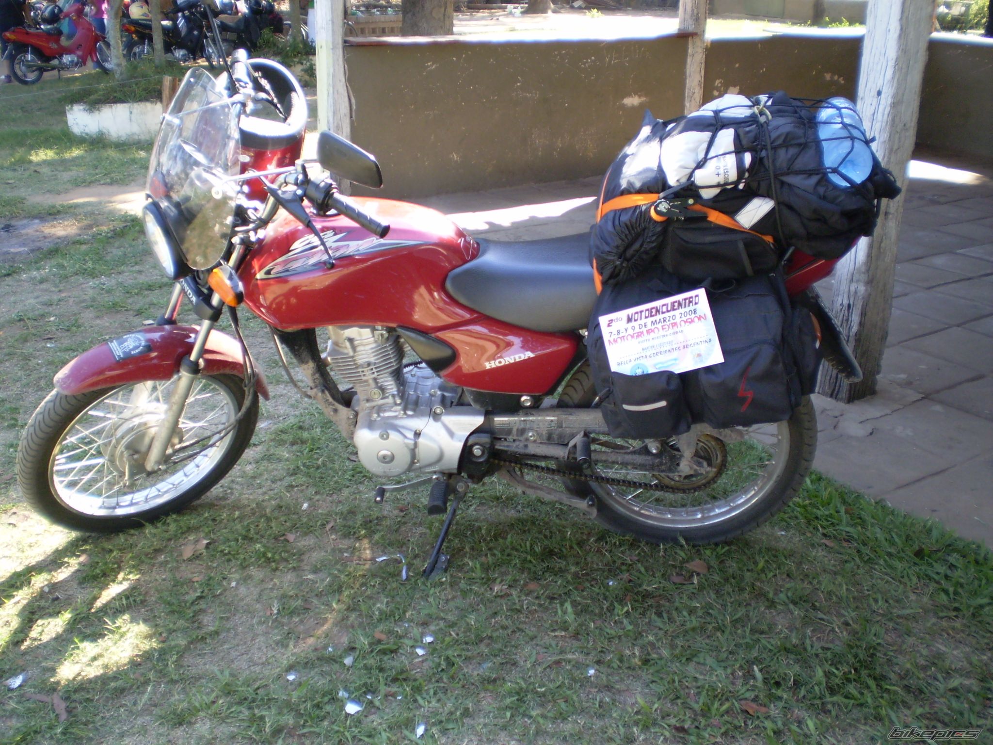 Photo 1393404