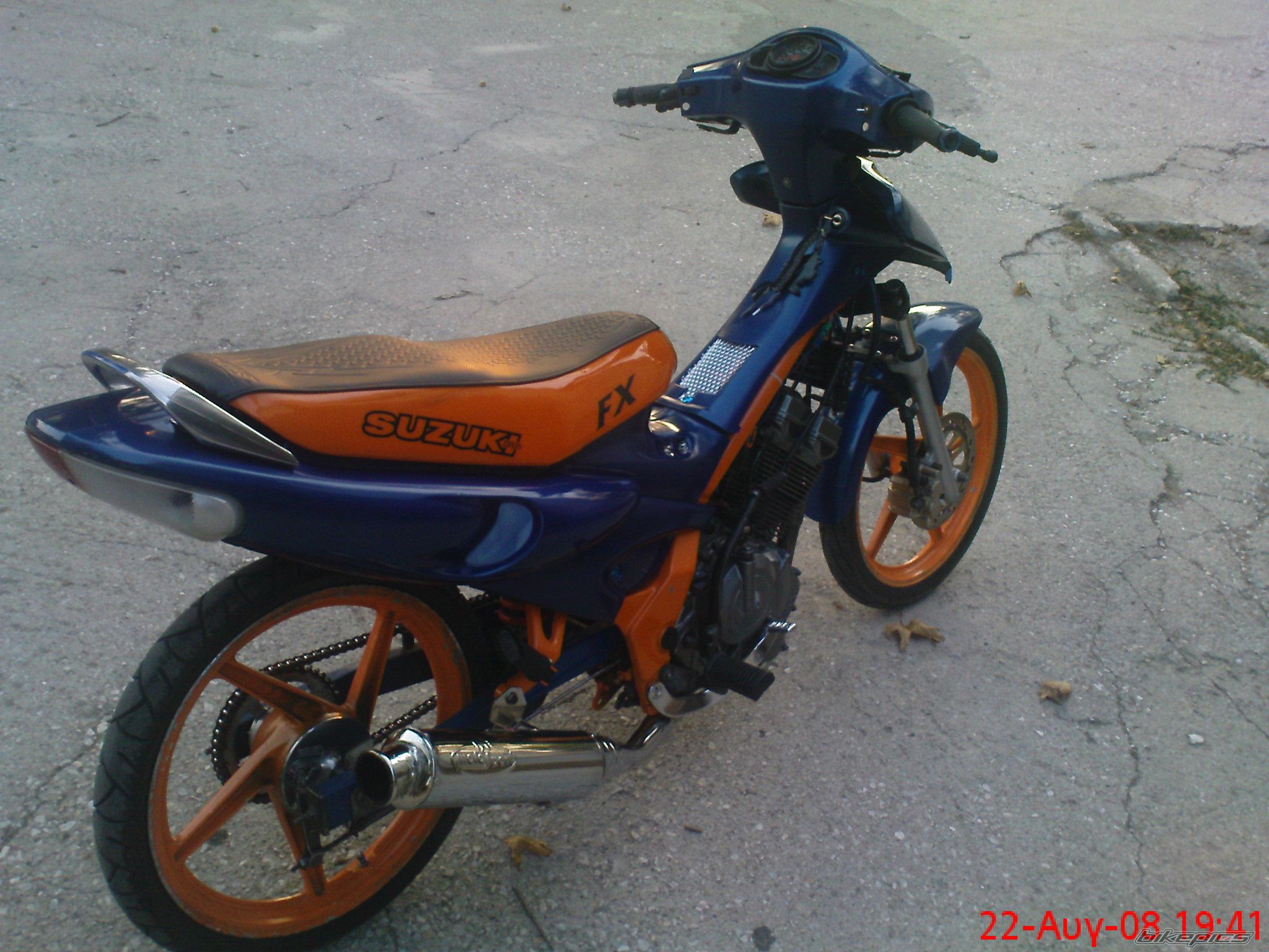 Photo 1393429