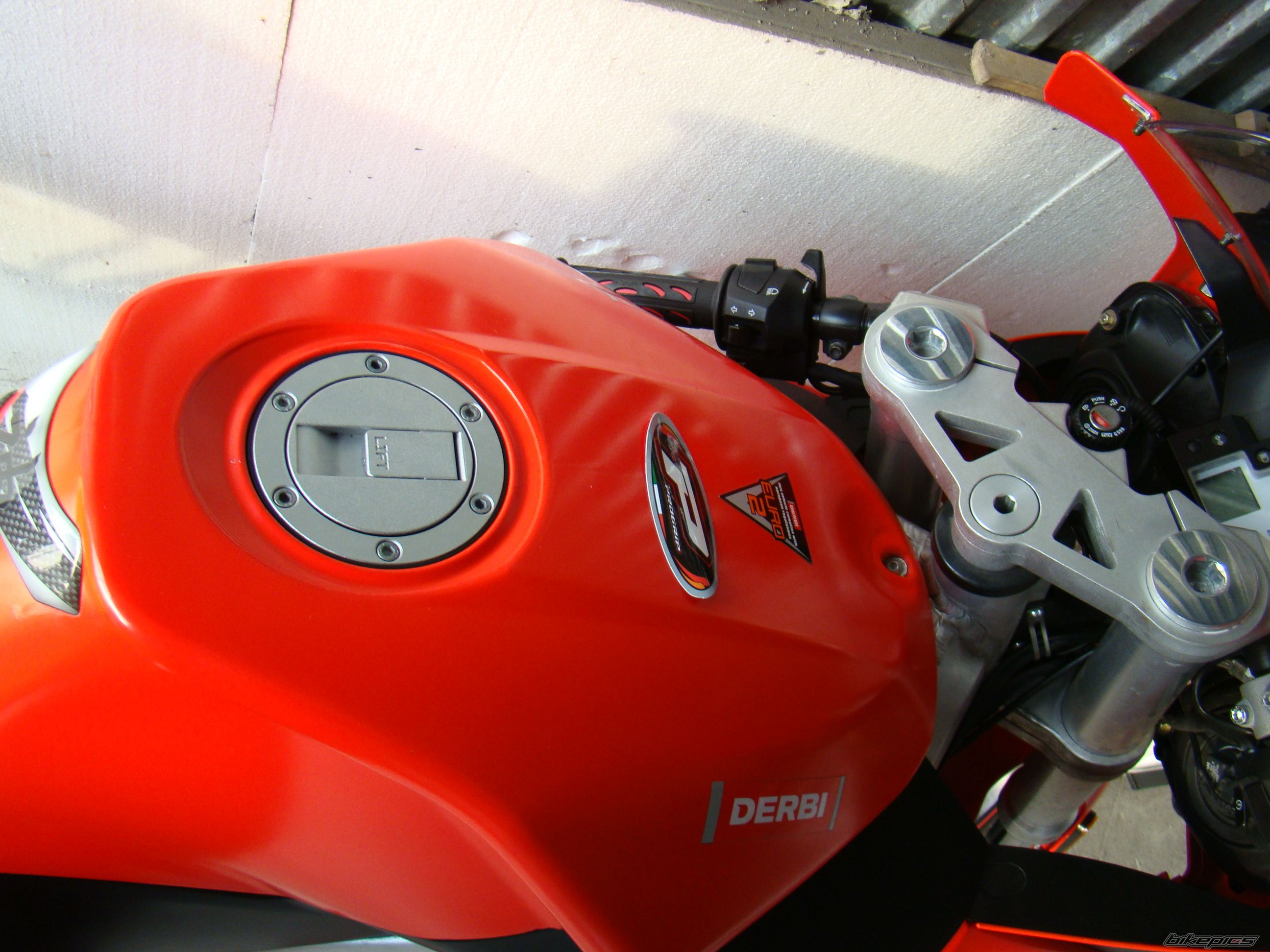 Bike Photo 1393436