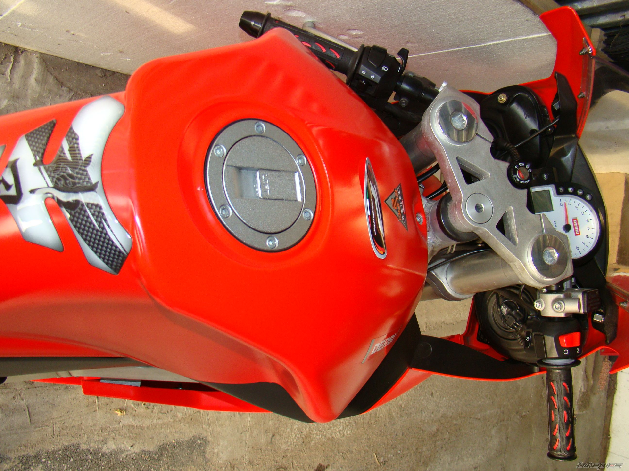 Bike Photo 1393439