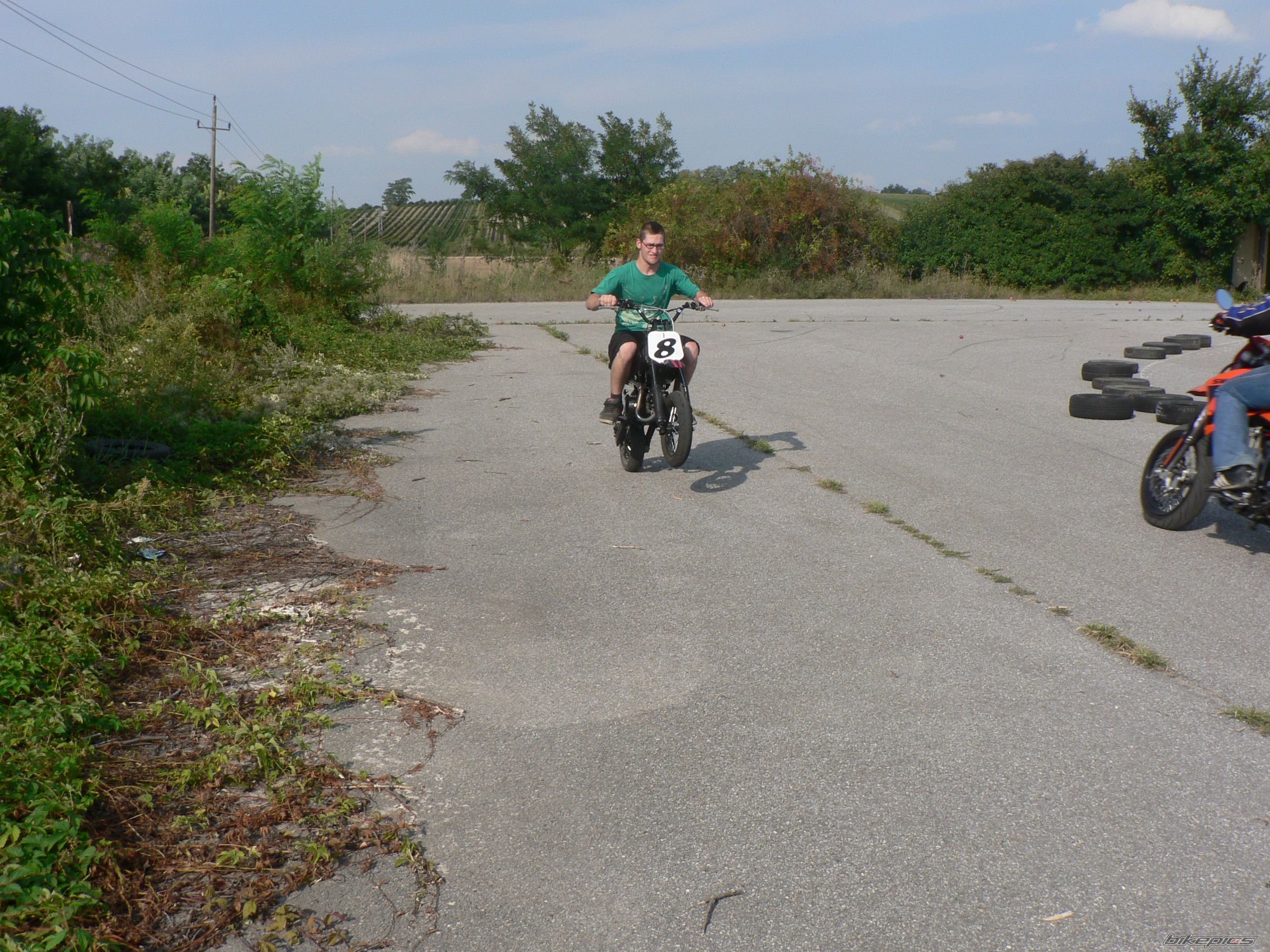 Bike Photo 1393558