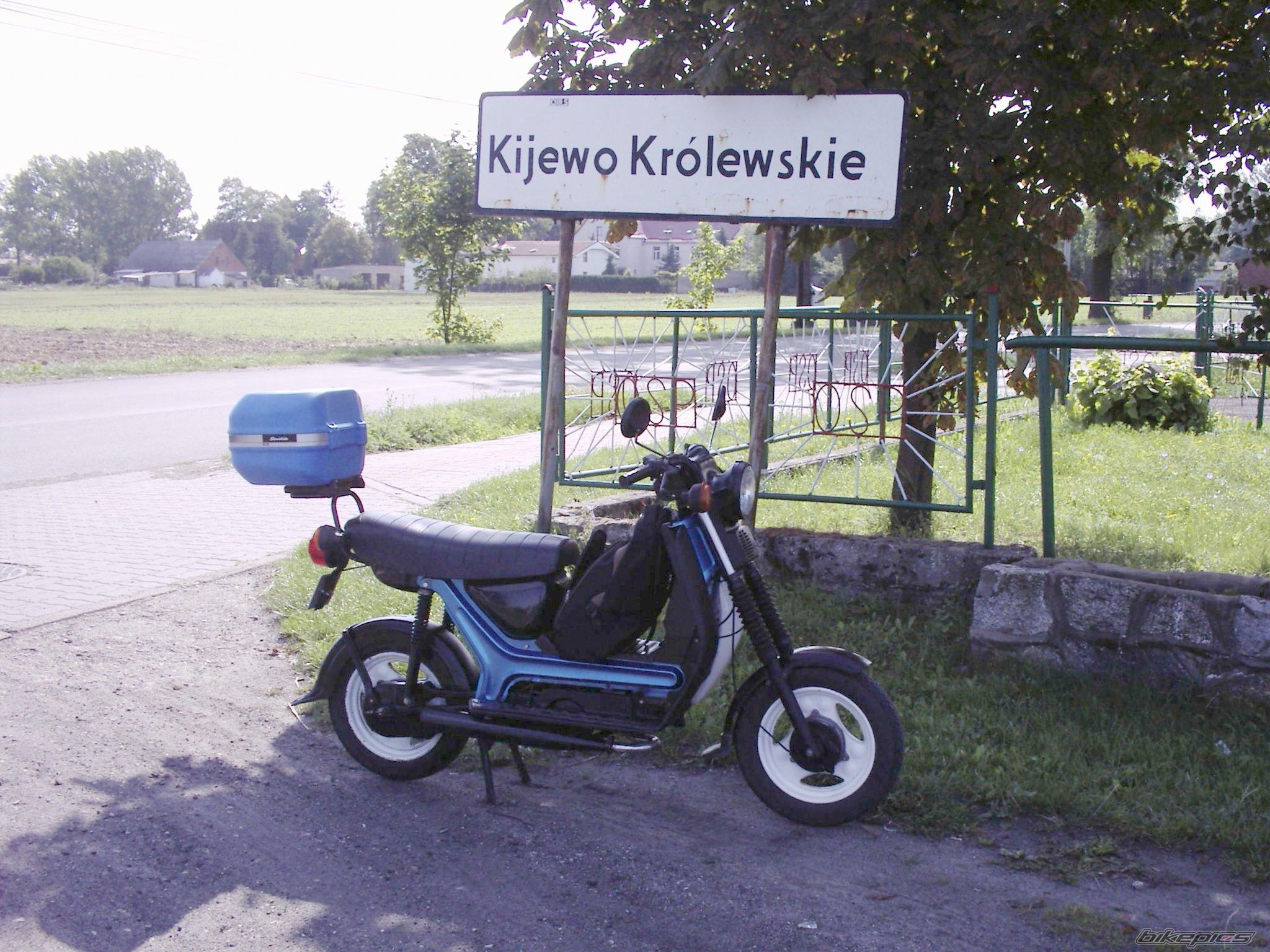 Photo 1393568