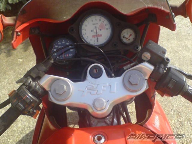 Photo 1393639