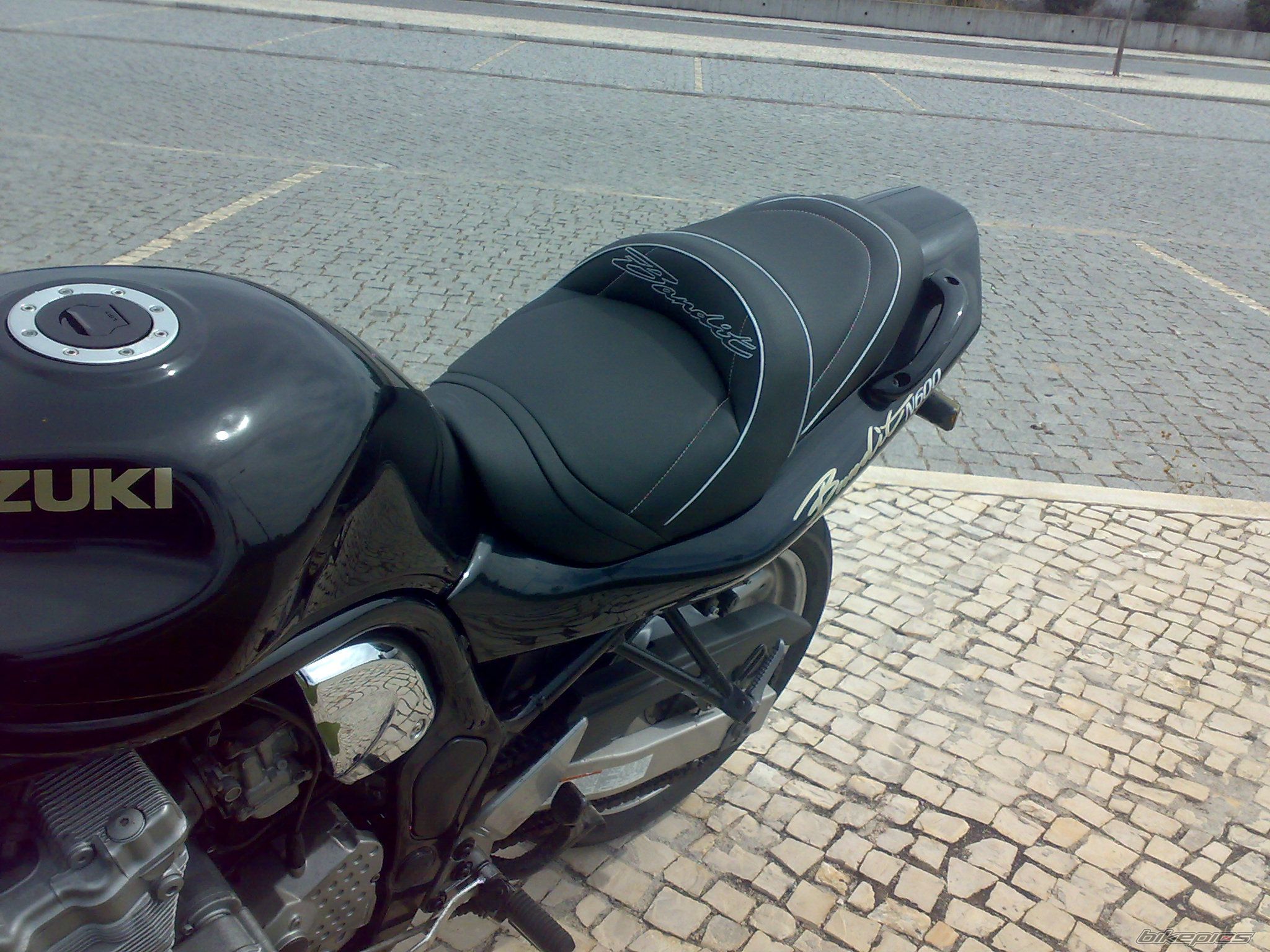Photo 1393695