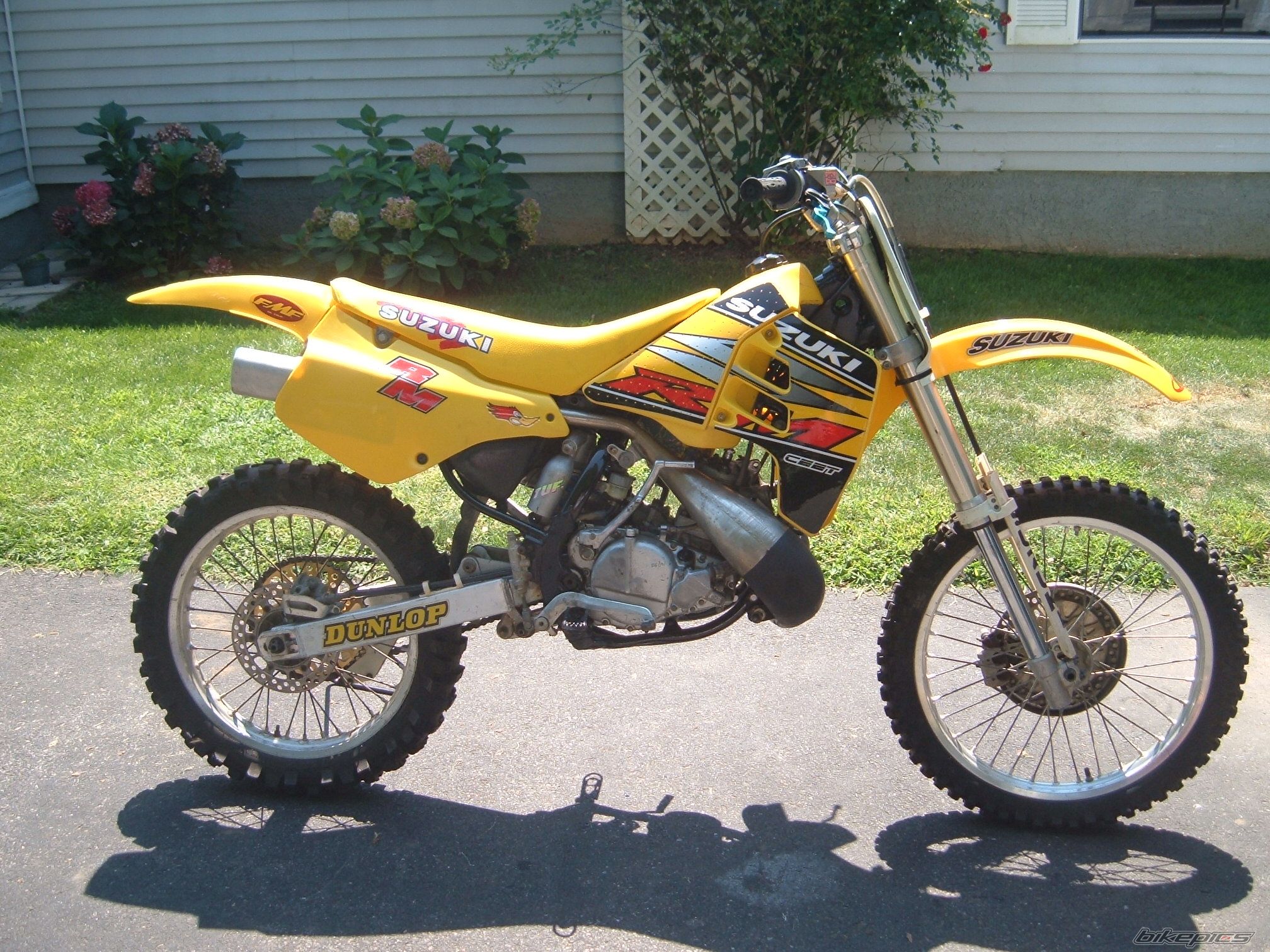 Photo 1393774