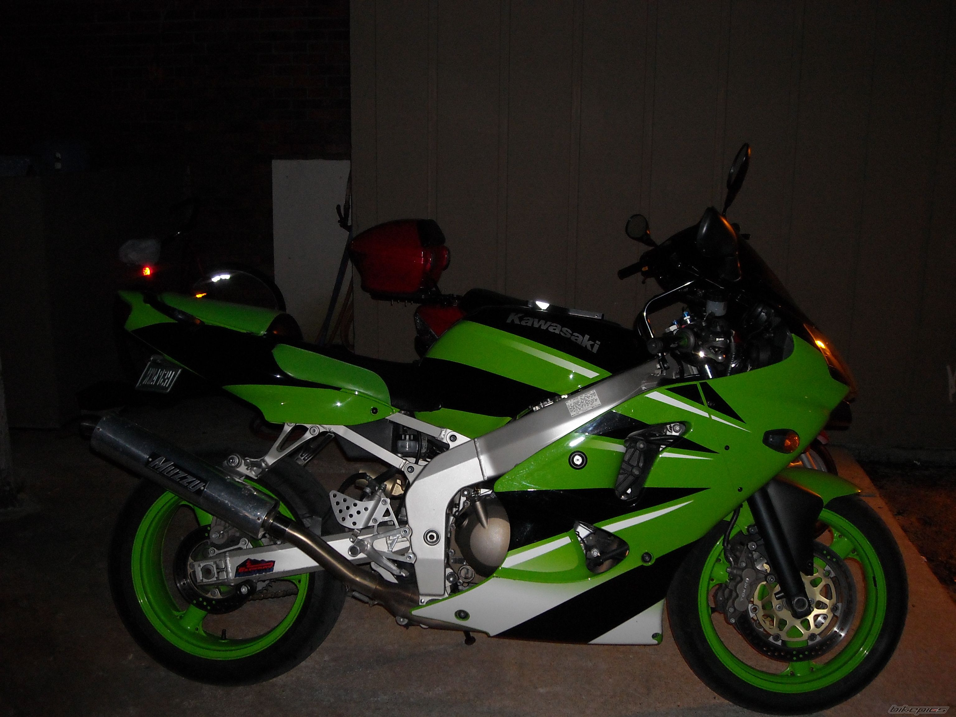 Photo 1393816