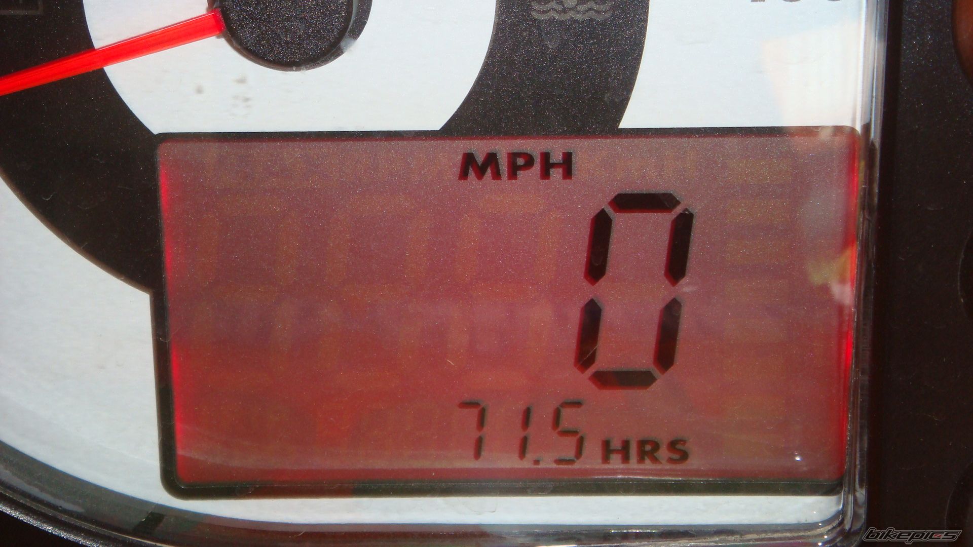 Photo 1394410