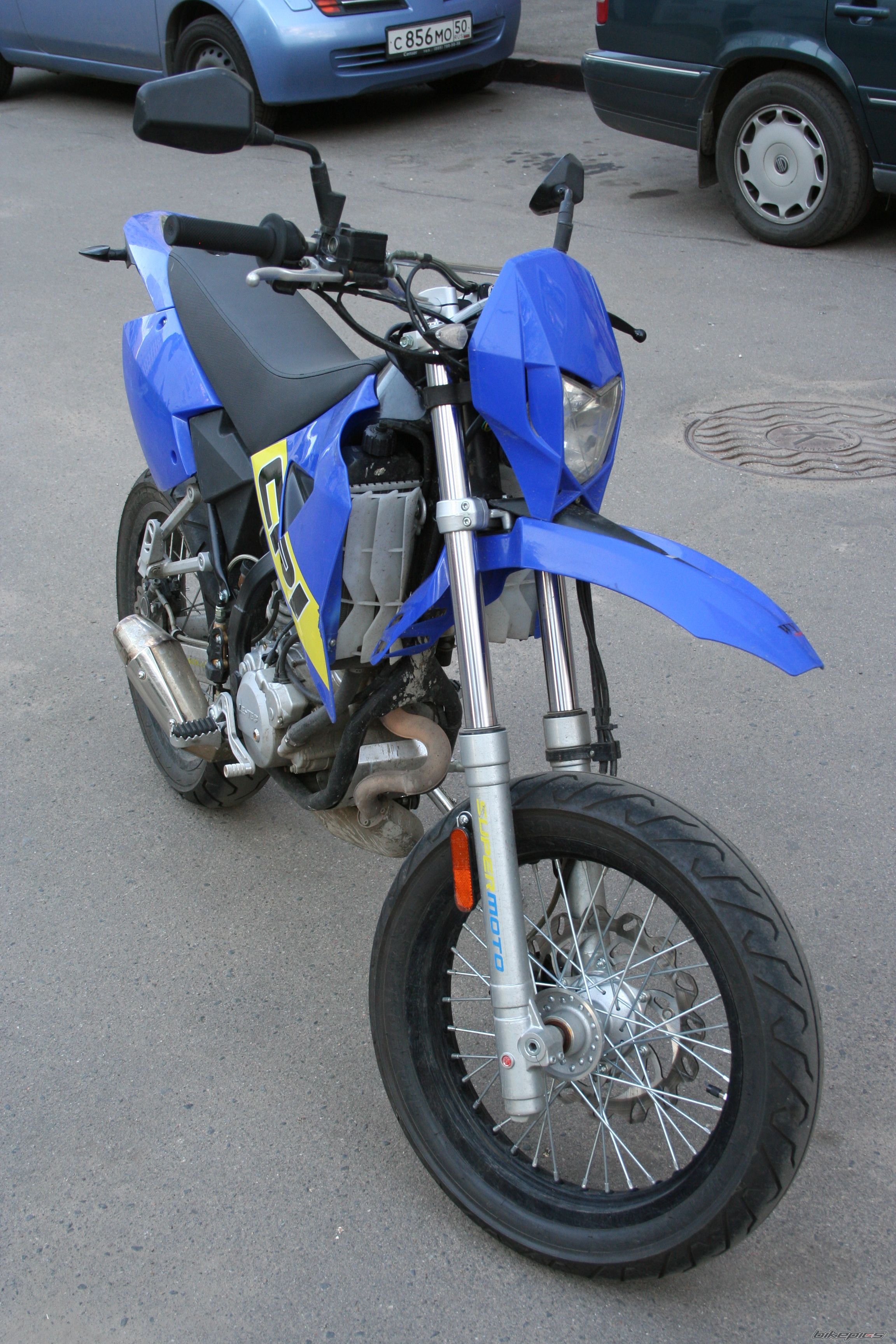 Photo 1394698
