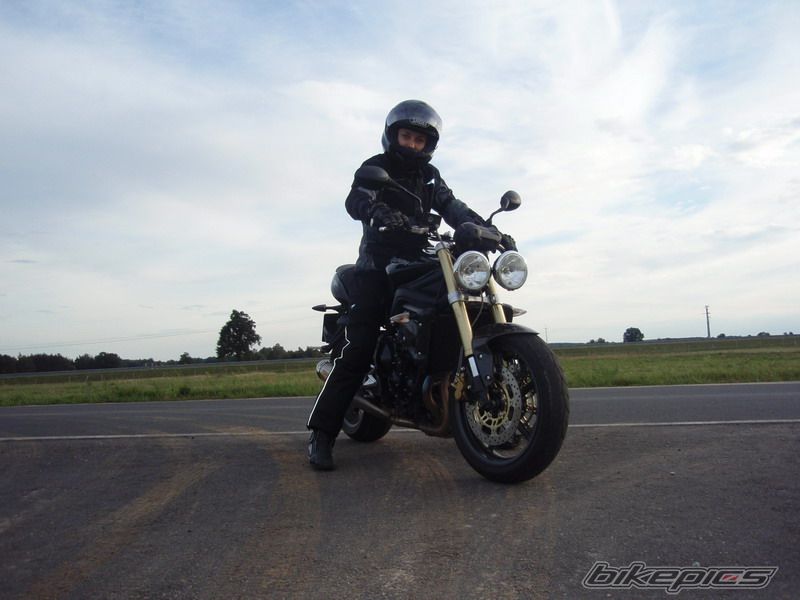 Photo 1394989