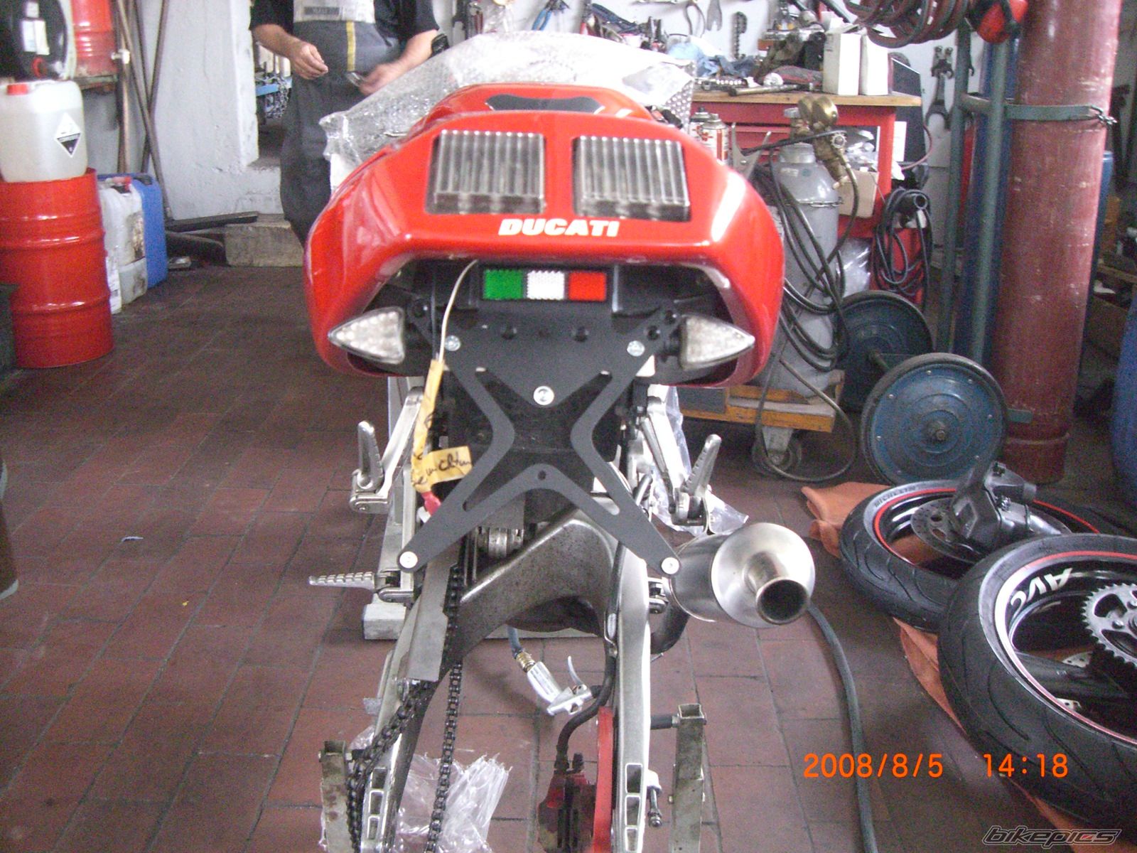 Photo 1395139