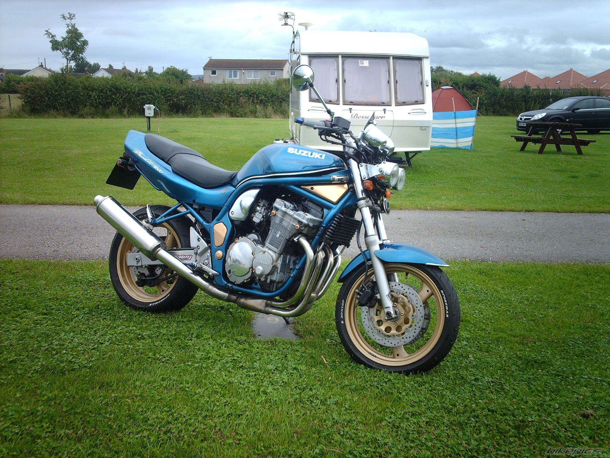 Photo 1395256