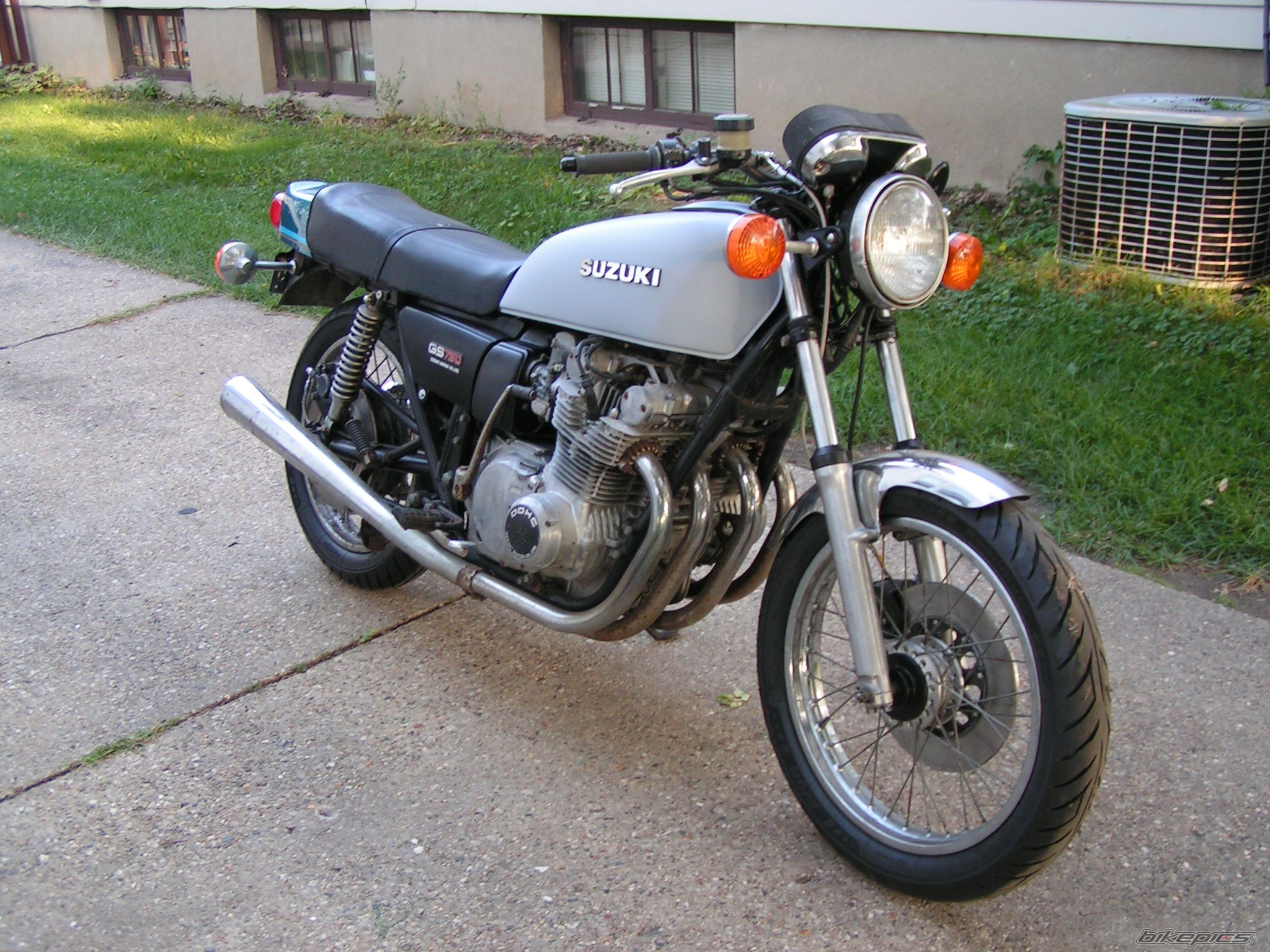 Bike Photo 1395275