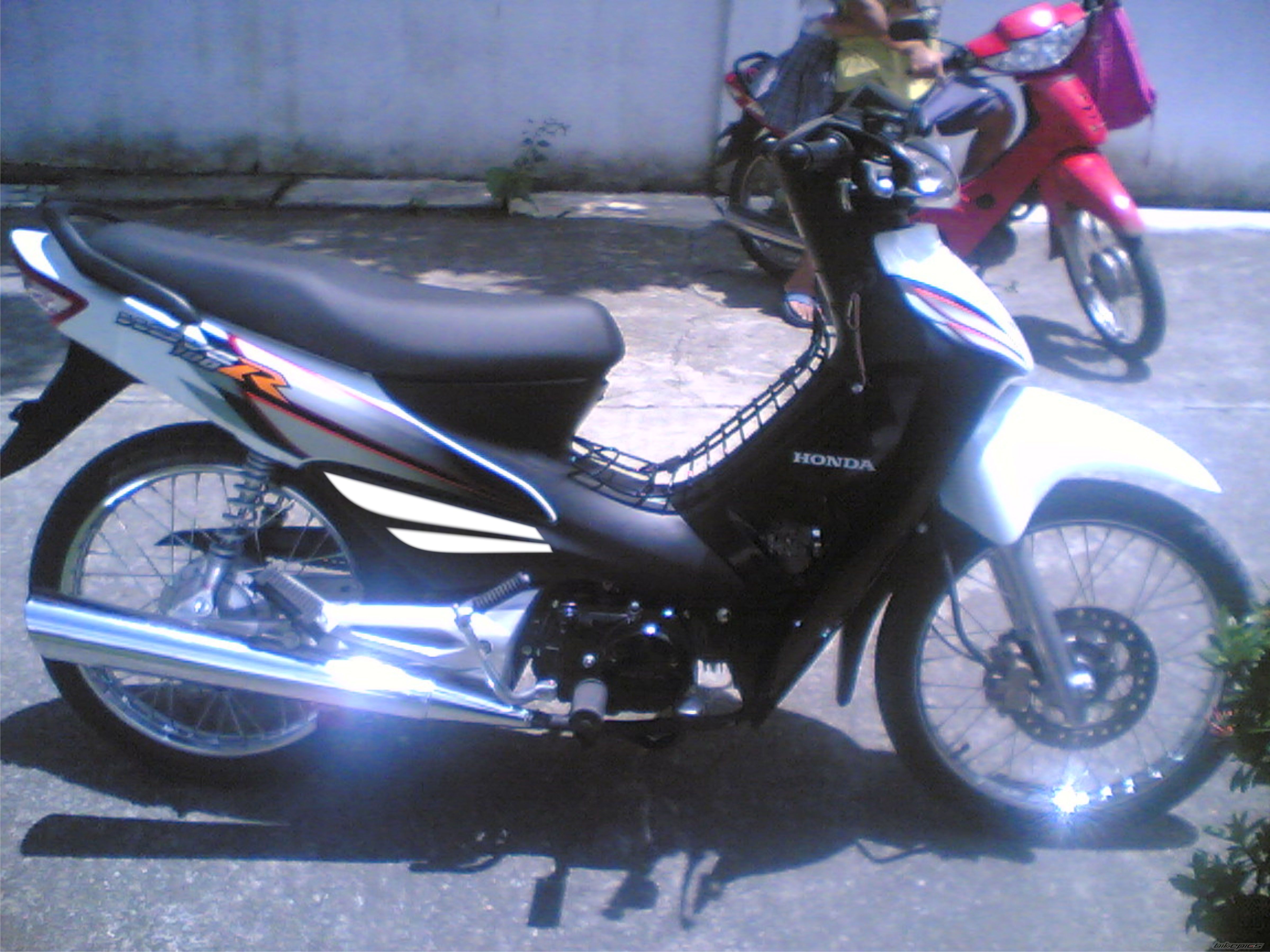 Bike Photo 1395544
