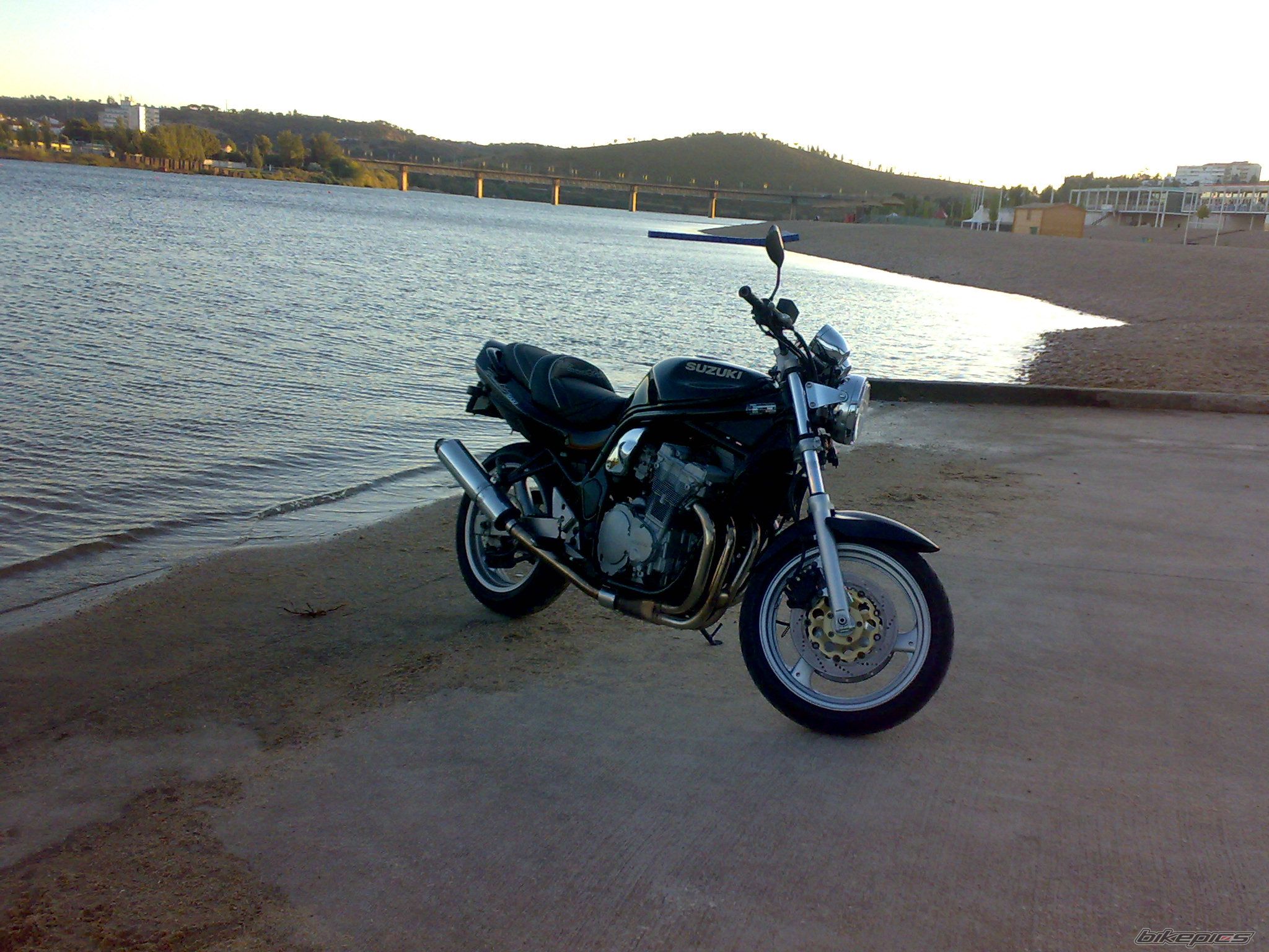 Photo 1395657