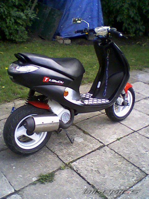 Photo 1395766