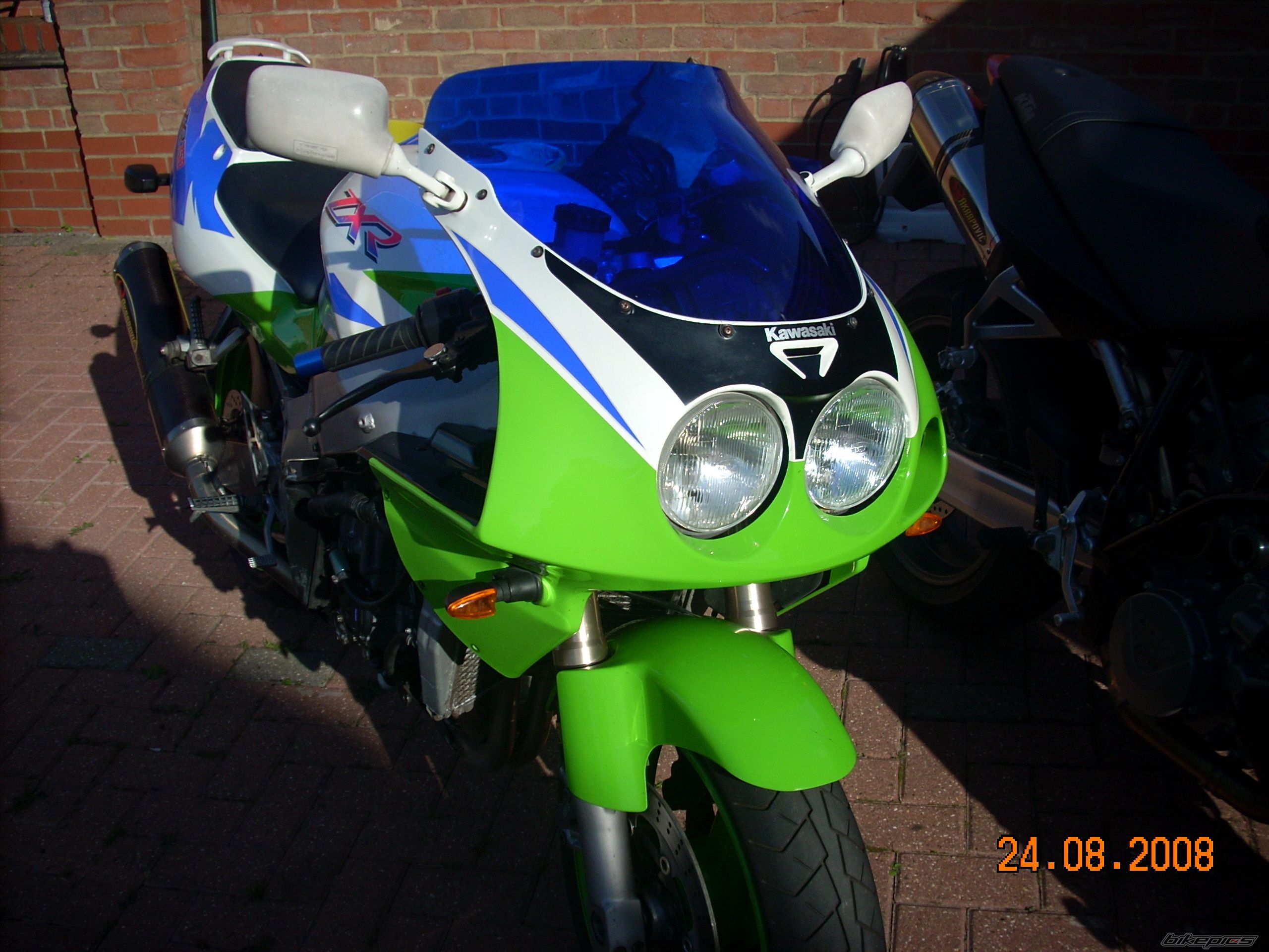 Photo 1395773