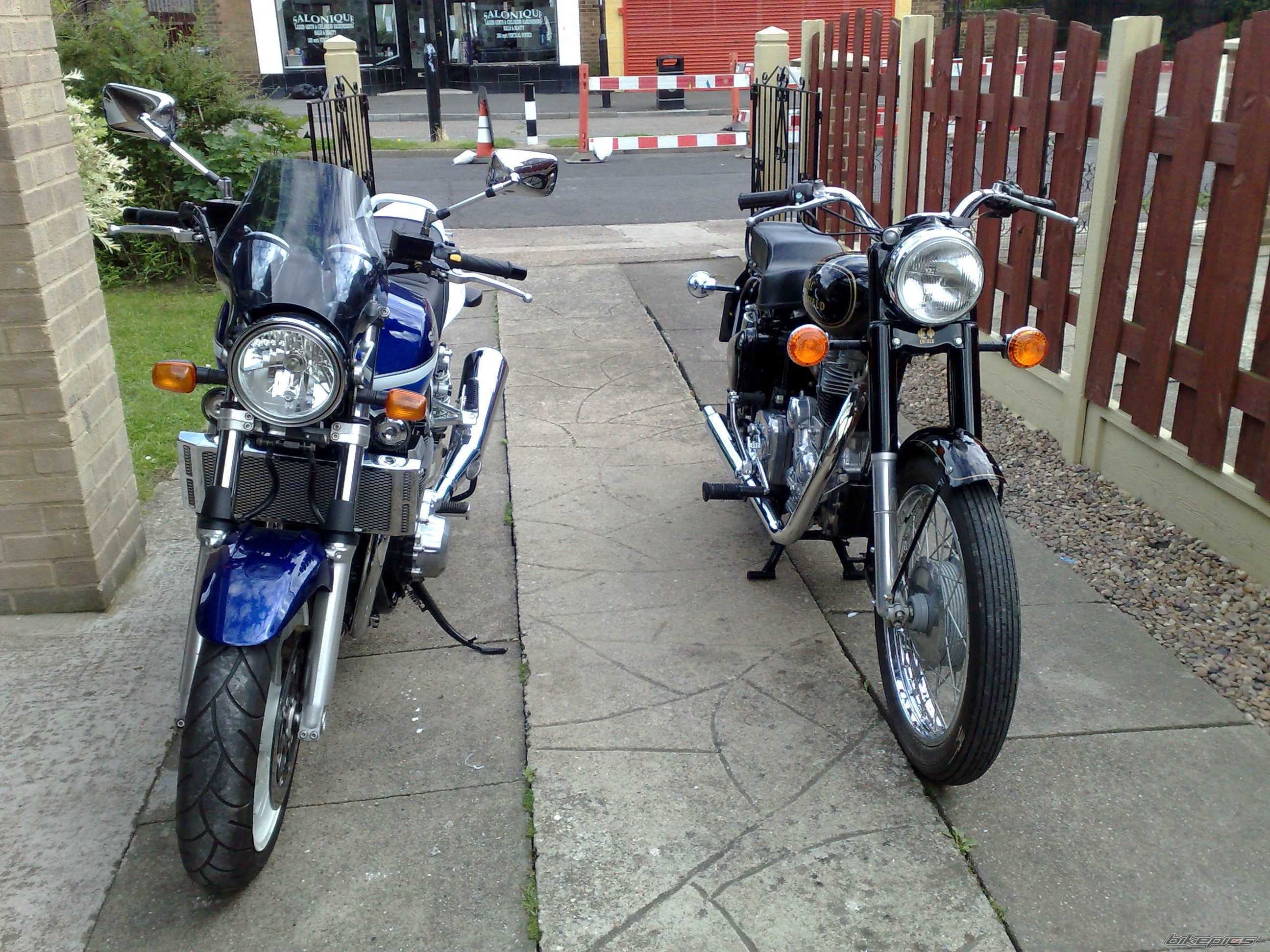 Photo 1395824