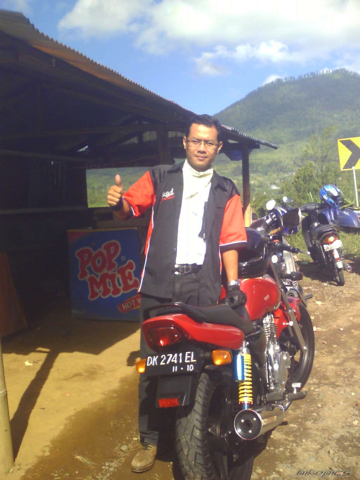 Photo 1396184