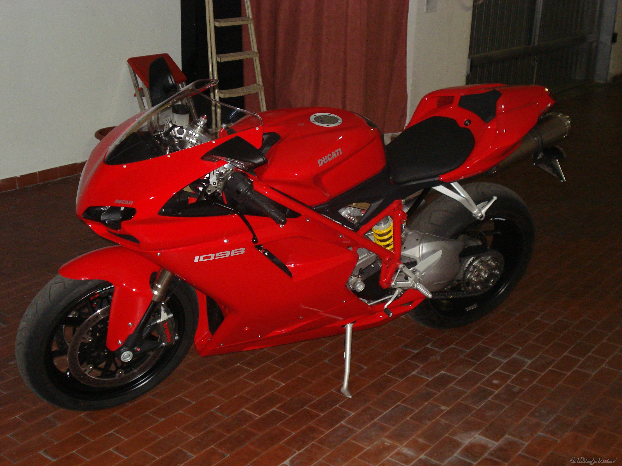 Photo 1396353