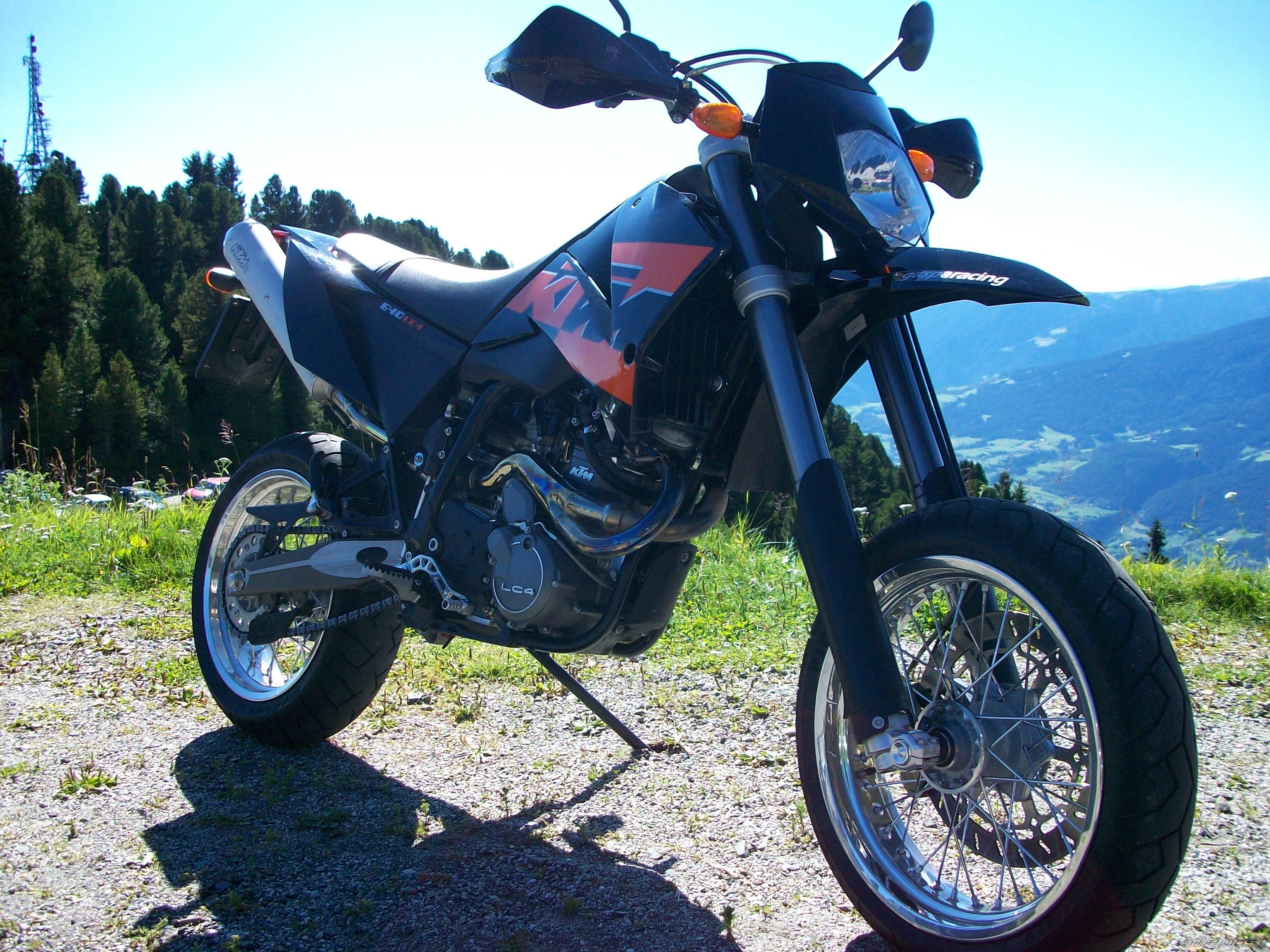 Photo 1396386