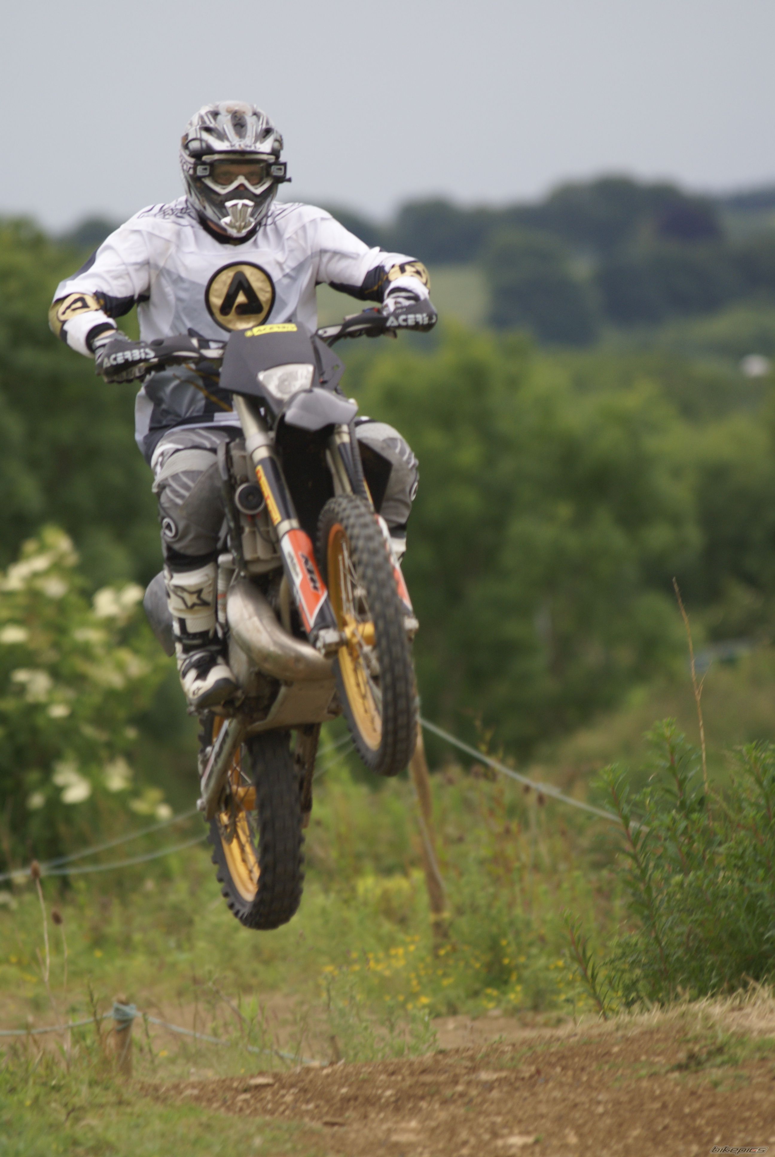 Photo 1396475