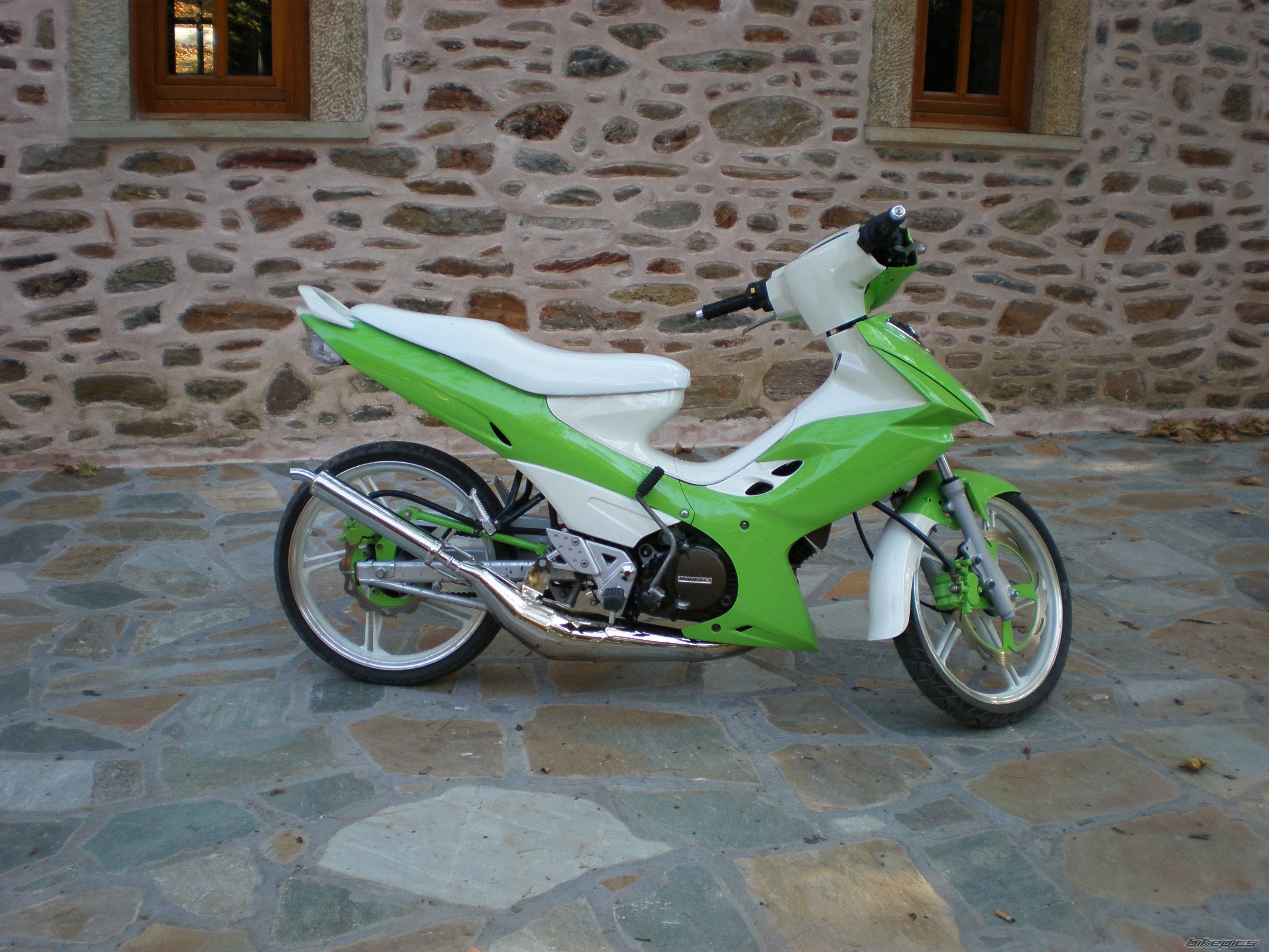 Photo 1396666