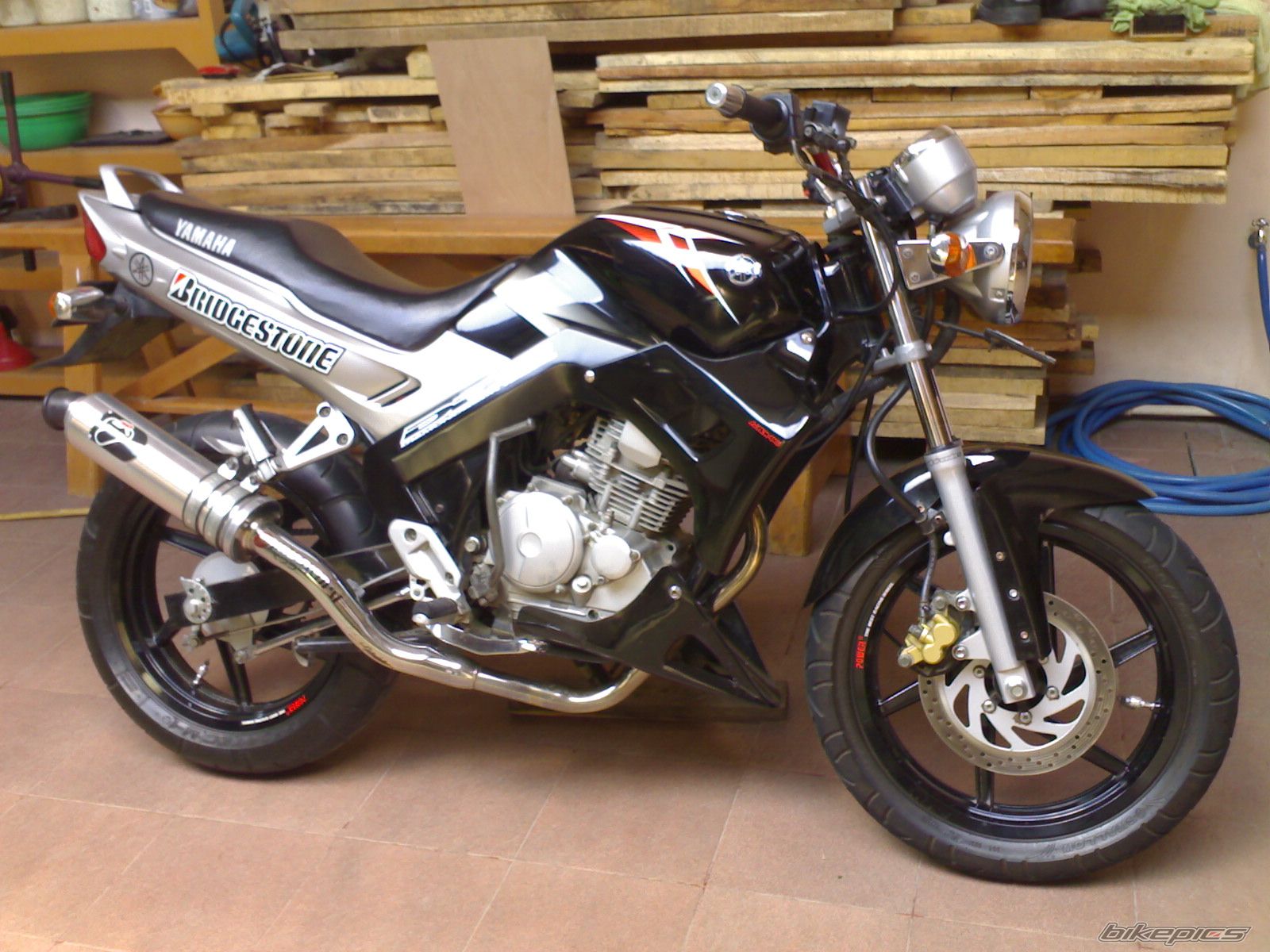 Photo 1396703