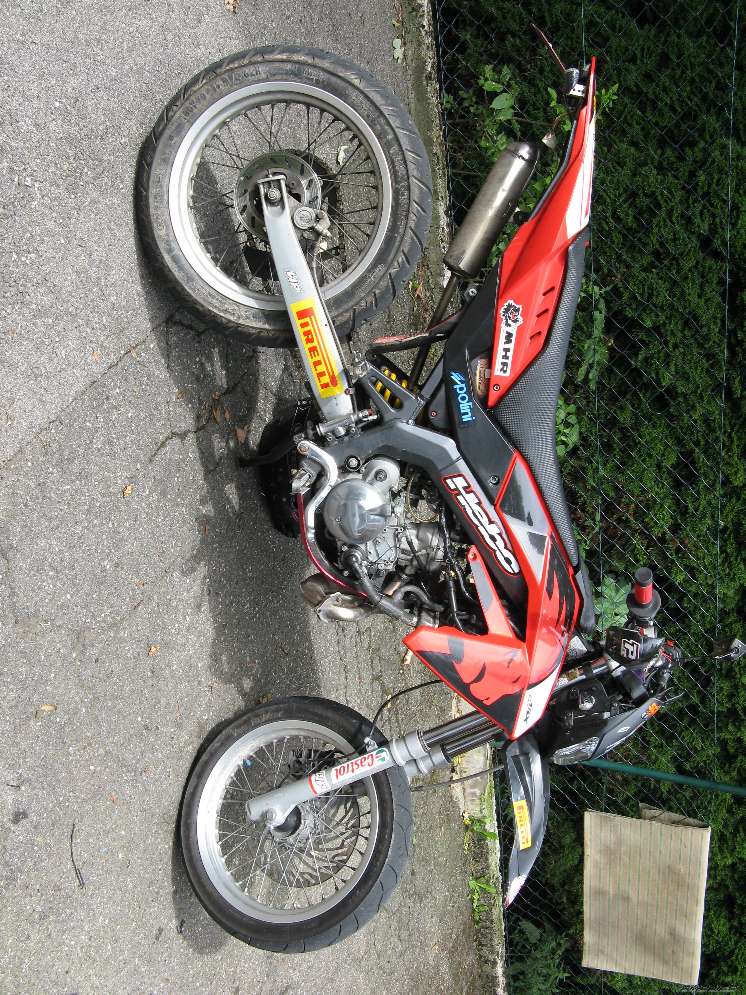 Photo 1396741