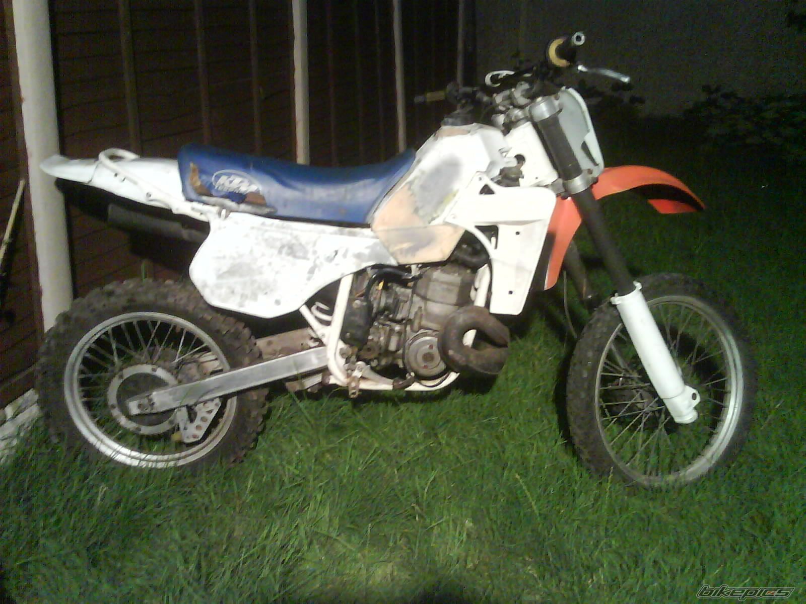 Photo 1396761