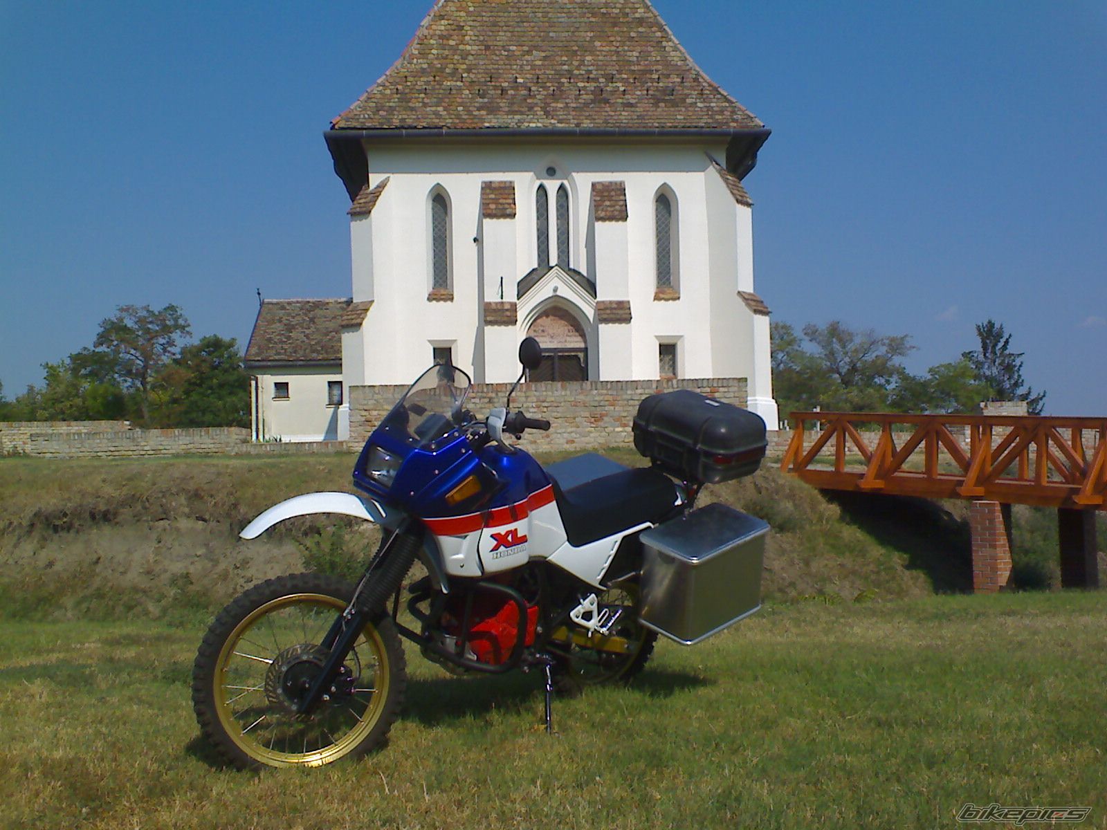 Photo 1396857