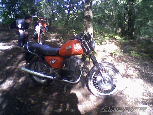 Photo 1397638
