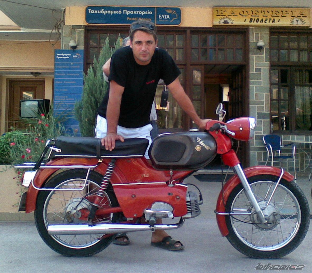 Photo 1397698