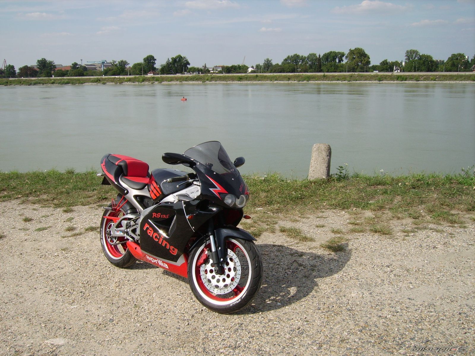 Bike Photo 1397749