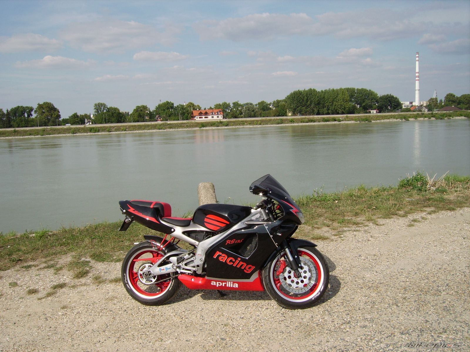 Photo 1397757