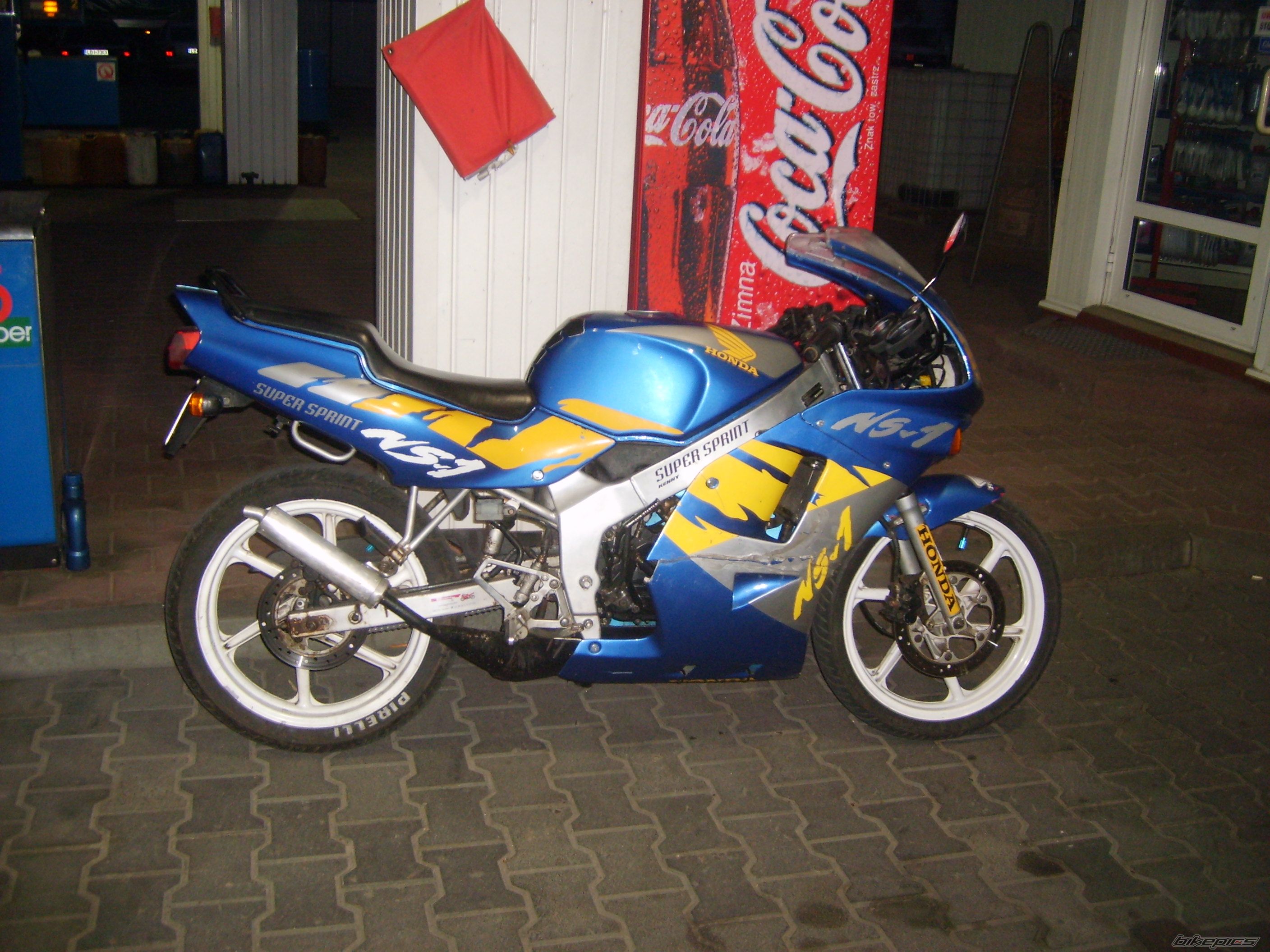 Photo 1397839