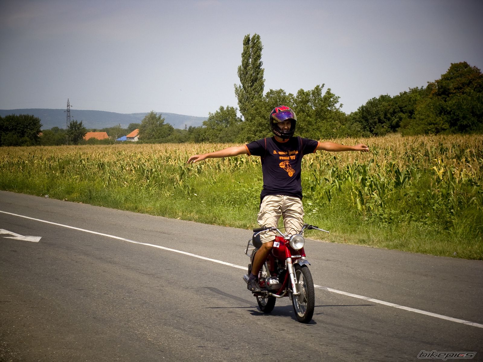 Bike Photo 1398010