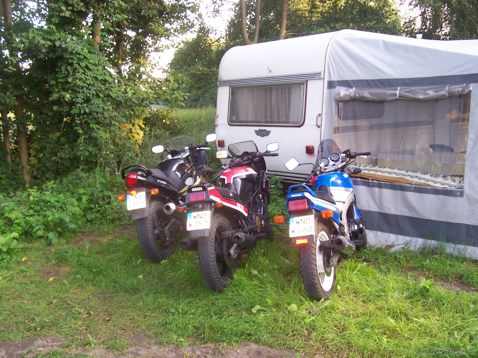 Photo 1398174