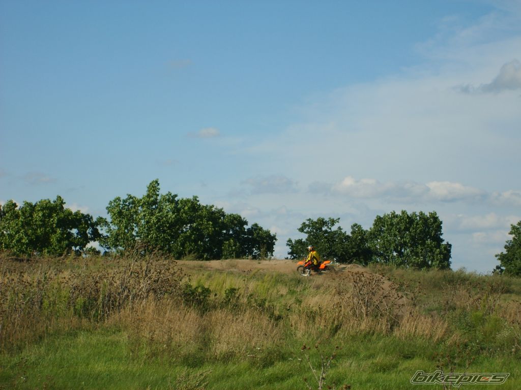Photo 1398240