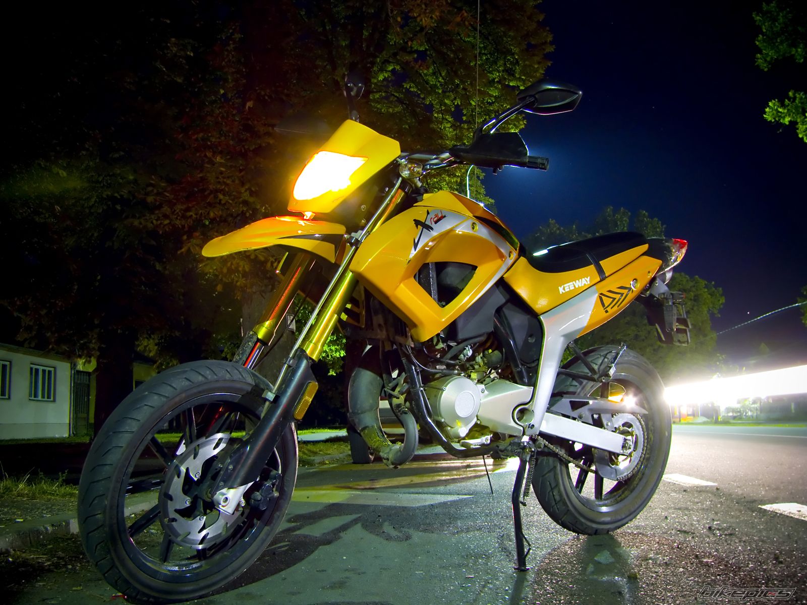 Bike Photo 1398299