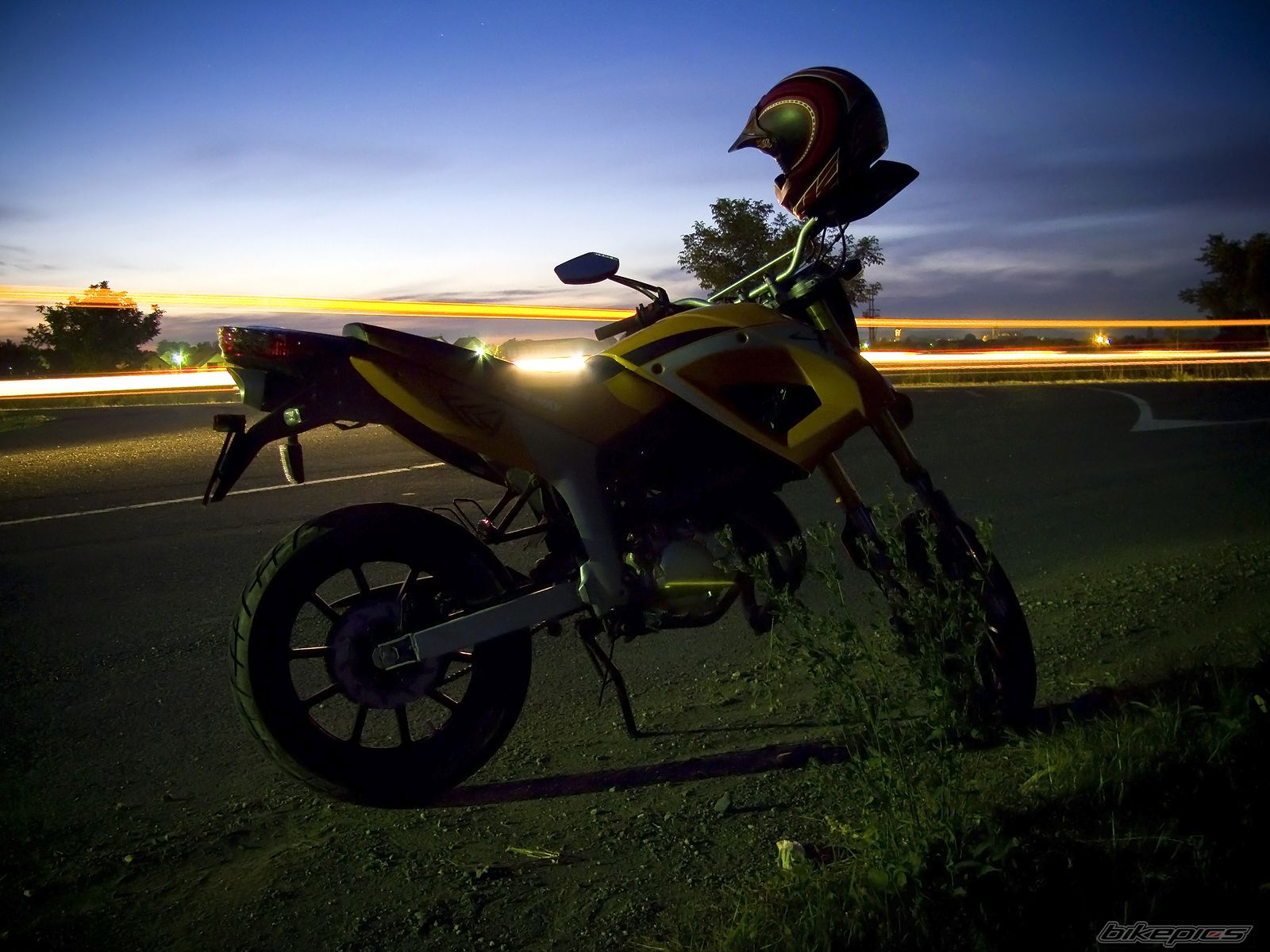 Bike Photo 1398309