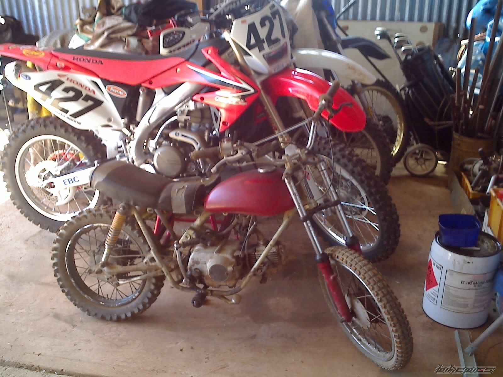 Photo 1398355